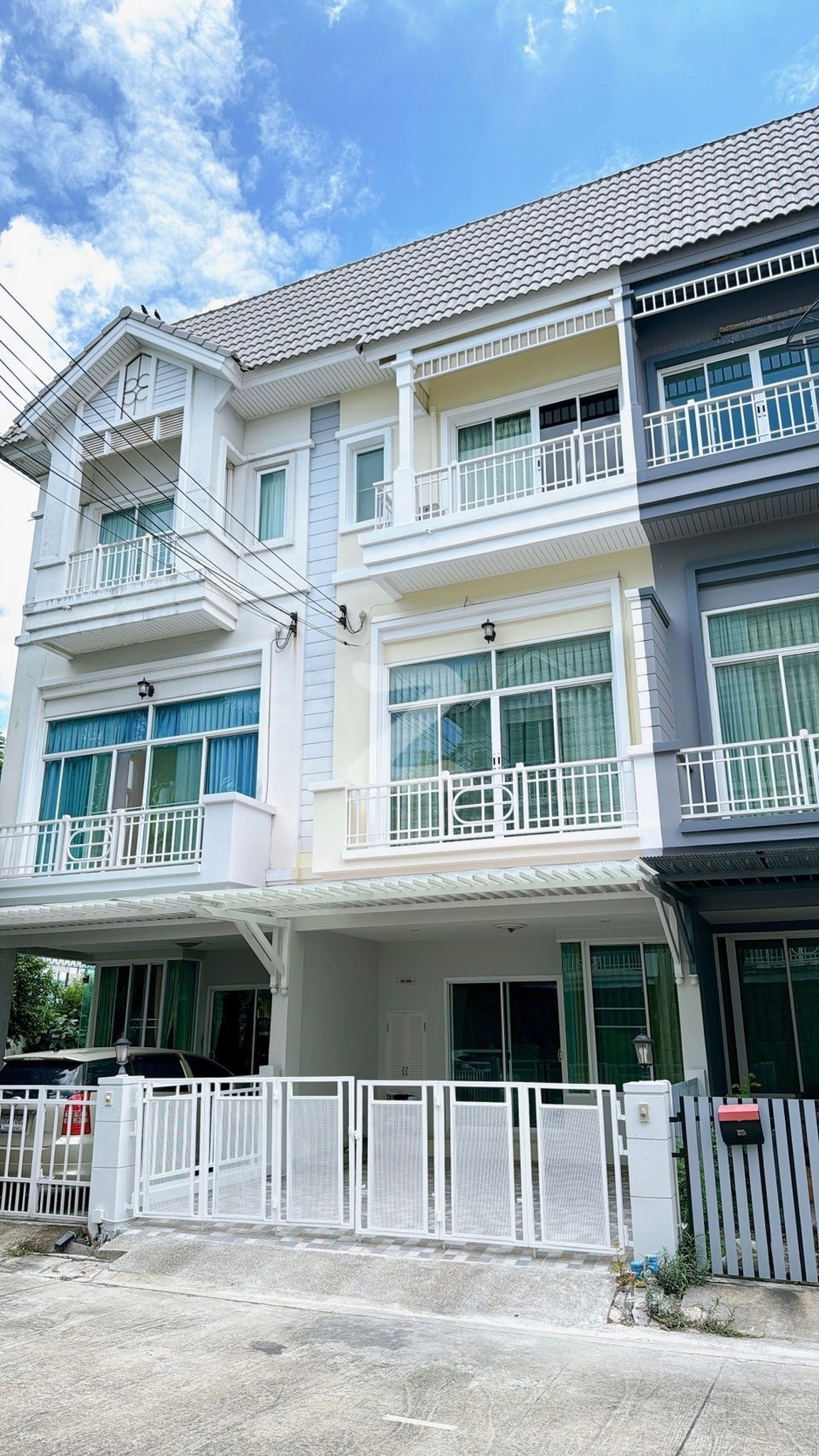 📌 Metro Rama 9 | For SALE ✨🔥 บ้านรีโนเวทหลังสุดท้ายในโครงการ — เจ้าของขายเอง : เจ้าของขายเอง (งดรับนายหน้า)