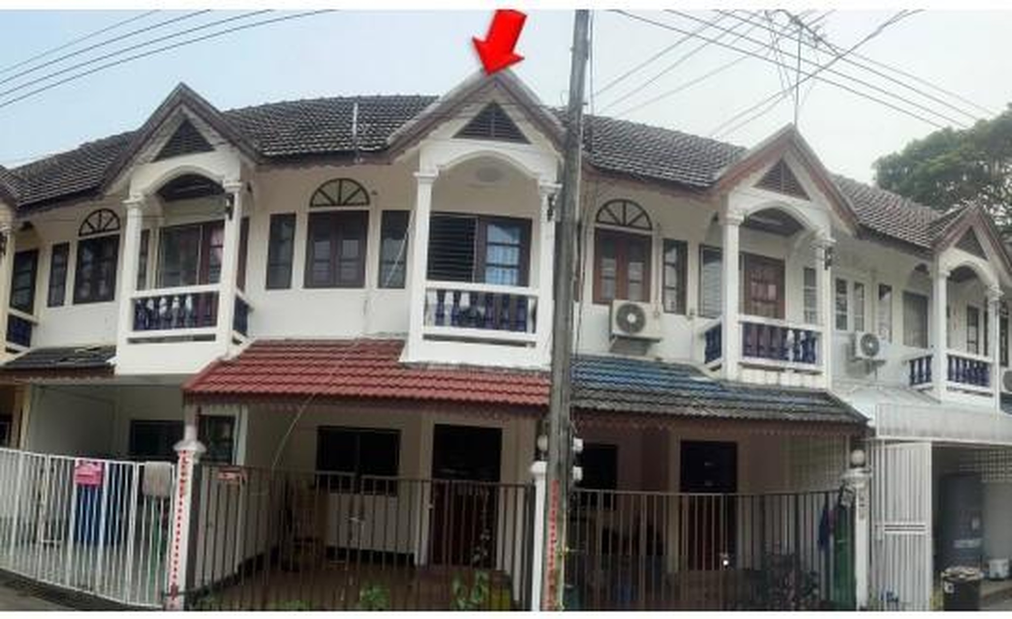 ทรัพย์สถาบันโดย GHB ทาวน์เฮาส์ สวนนทรี