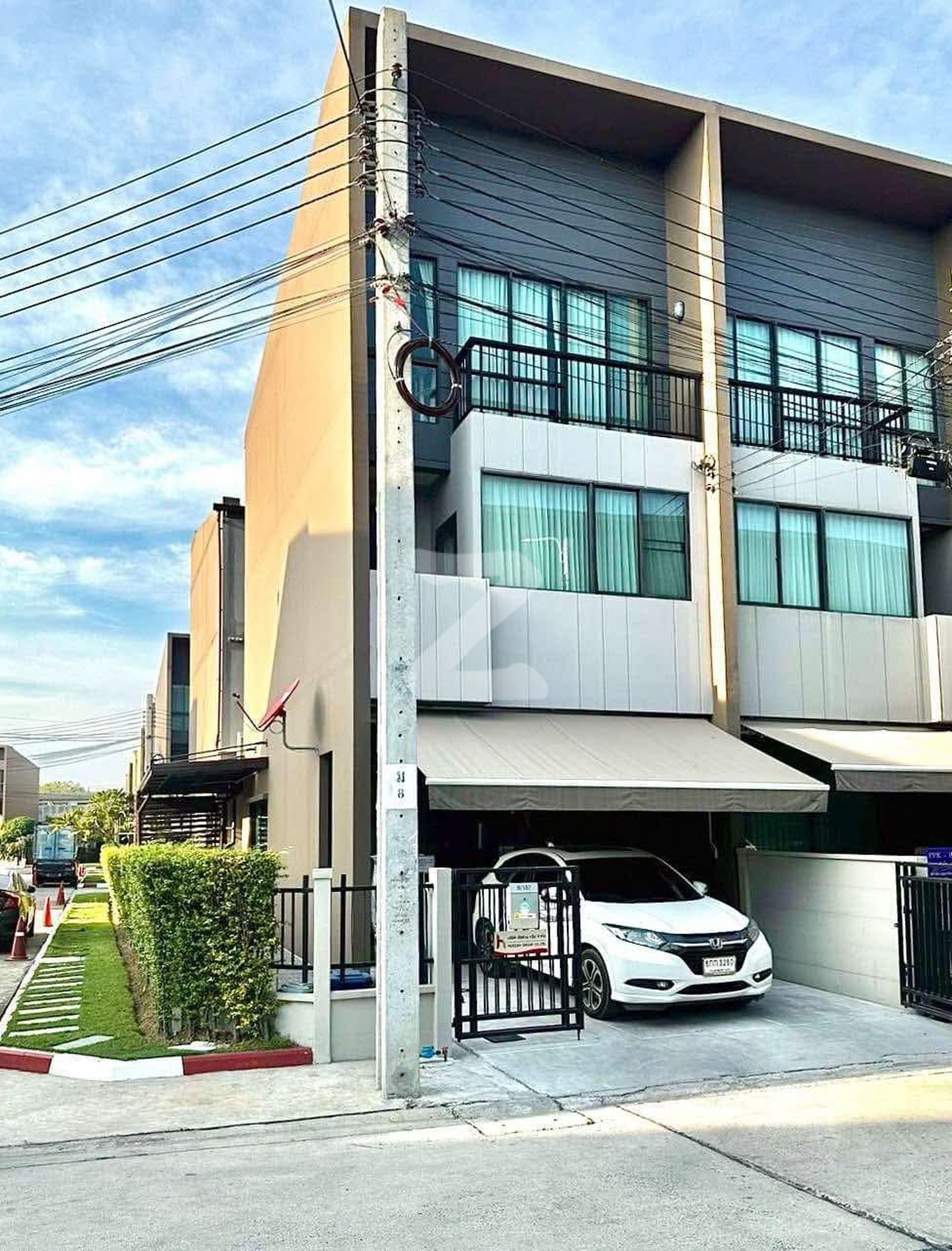 เจ้าของขายเอง  บ้านกลางเมือง  เสรีไทย ราคา 5,400,000                                          : เจ้าของขายเอง (งดรับนายหน้า)