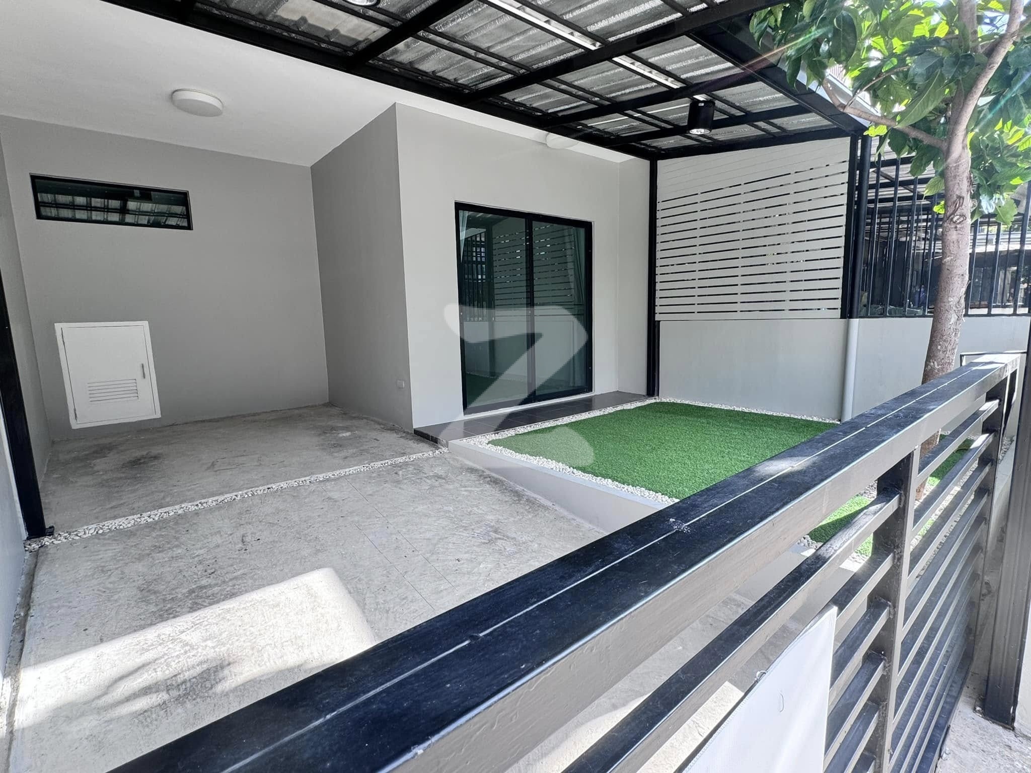 ให้เช่า ทาวน์โฮม หมู่บ้านเดอะคอนเนค พัฒนาการ 38 รีโนเวทใหม่/ For Rent Townhome The Connect Pattanakarn 38 Newly-Renovated : เจ้าของให้เช่าเอง (งดรับนายหน้า)