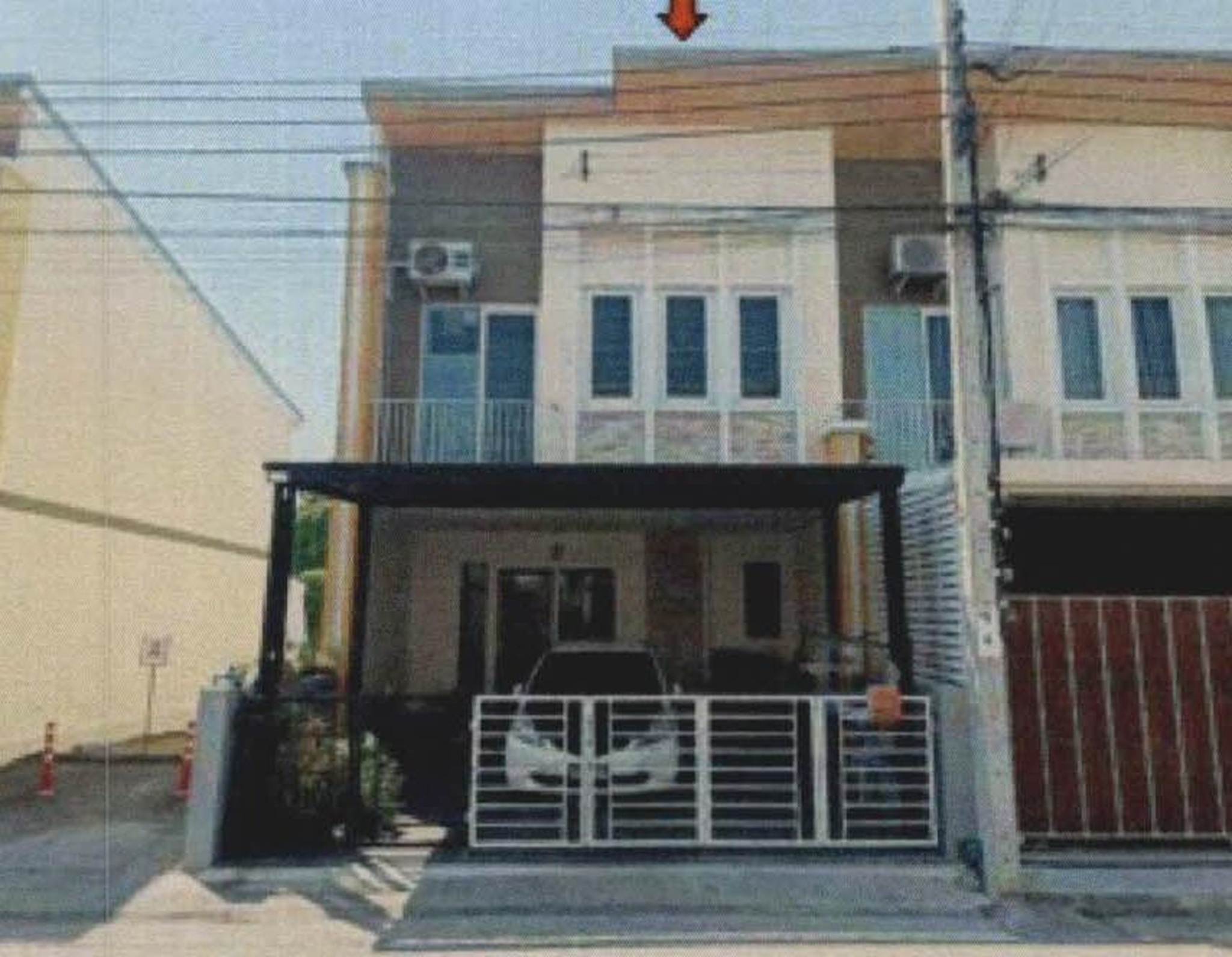 ทรัพย์สถาบันโดย GHB ทาวน์เฮาส์ โกลเด้นทาวน์ปิ่นเกล้า-จรัญสนิทวงศ์ (Golden Town Pinklao-Charansanitwong)