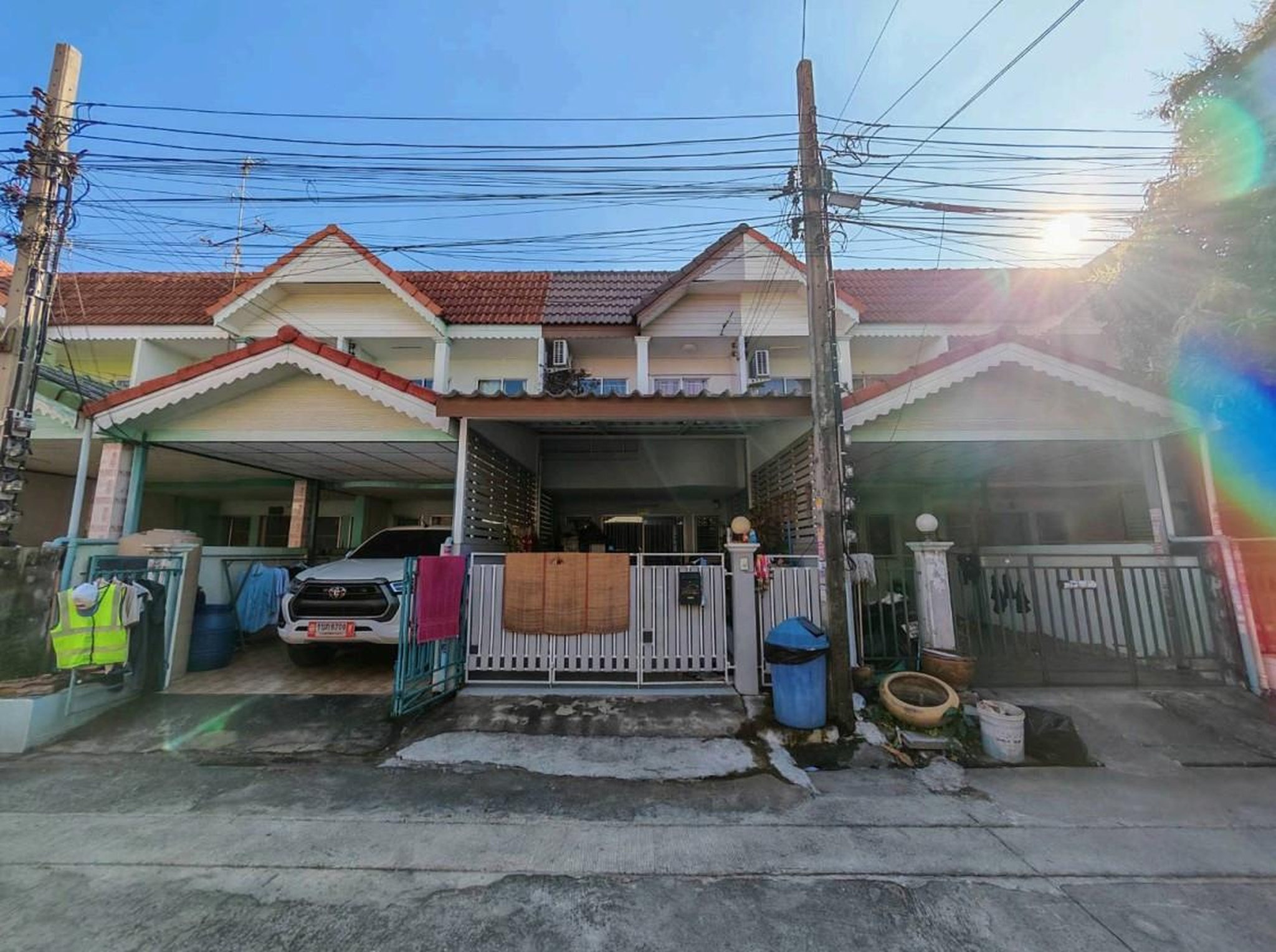 ทรัพย์สถาบันโดย GHB ทาวน์เฮาส์ ฉัตรณรงค์เพลส (Chatranarong Place)