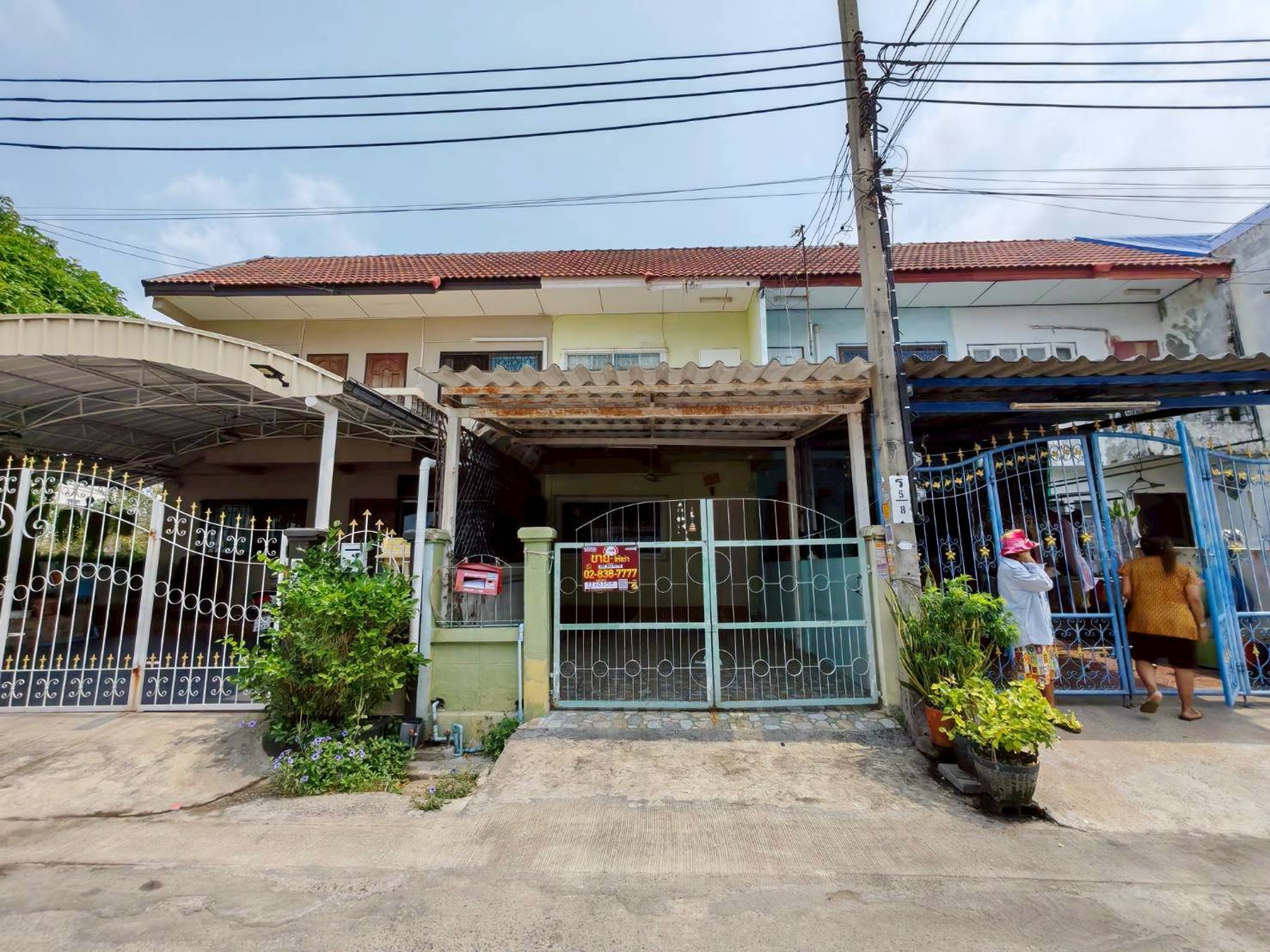 ทรัพย์สถาบันโดย JAM ทาวน์เฮาส์ สยามนิเวศน์ (Siam Nivet Village 1)