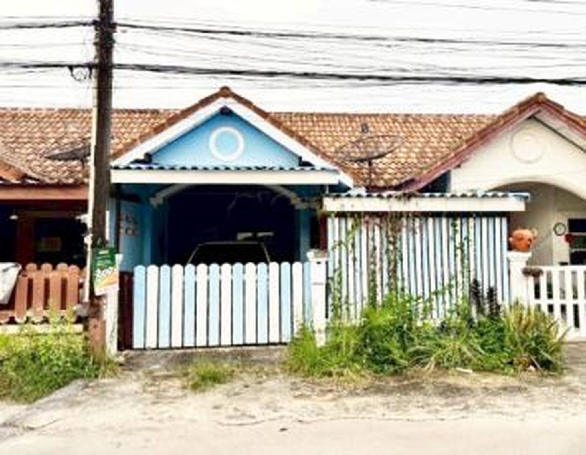 ทรัพย์สถาบันโดย GHB ทาวน์เฮาส์ แวนด้า การ์เด้นท์