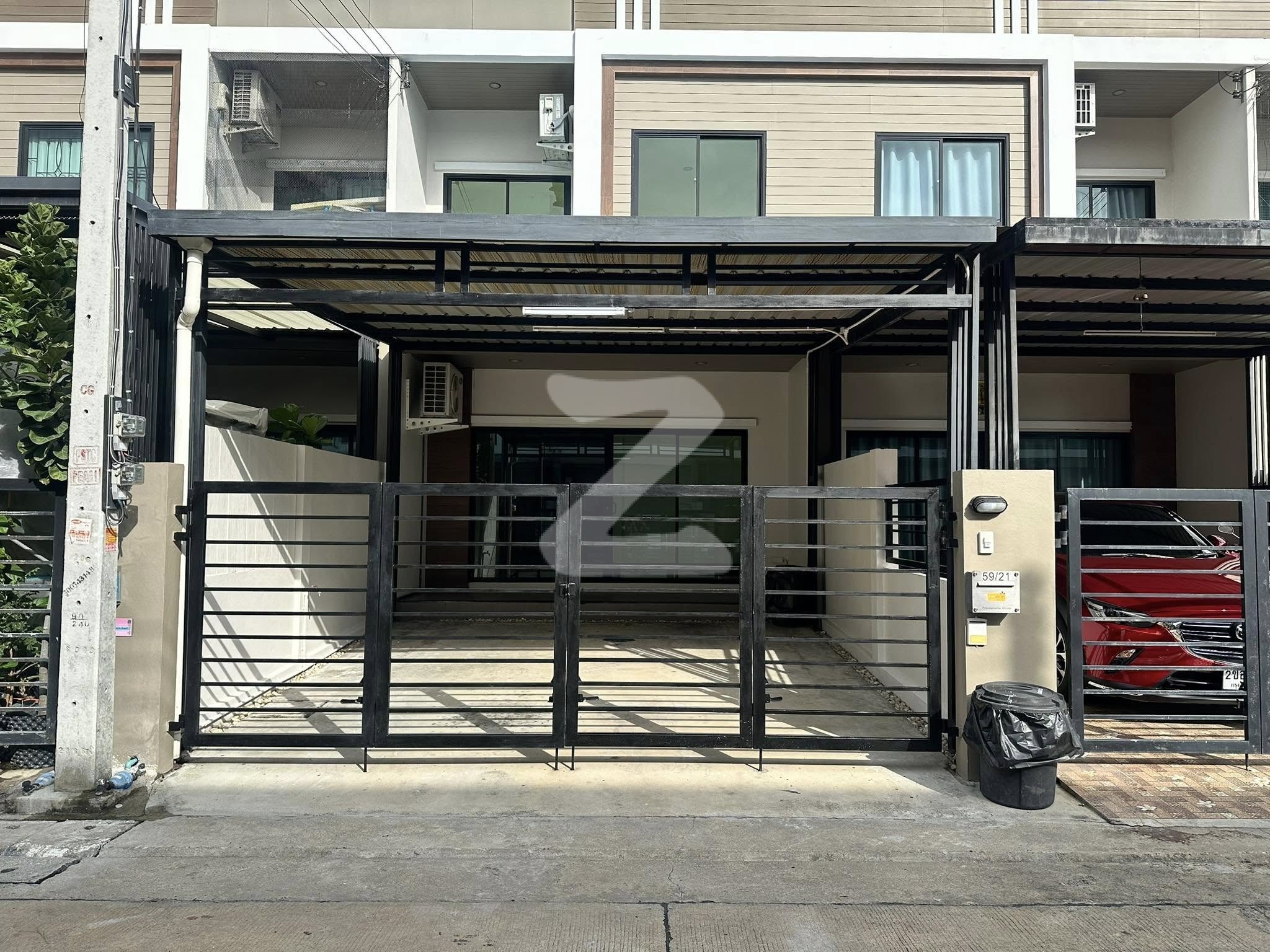 🏡 ขายบ้าน 🏡 บ้านทาวน์โฮม 2 ชั้น หมู่บ้าน เปรมประชาโมดิช  หน้านิคมบางปะอินต.คลองจิก  อ.บางปะอิน จ.อยุธยา : เจ้าของขายเอง (งดรับนายหน้า)