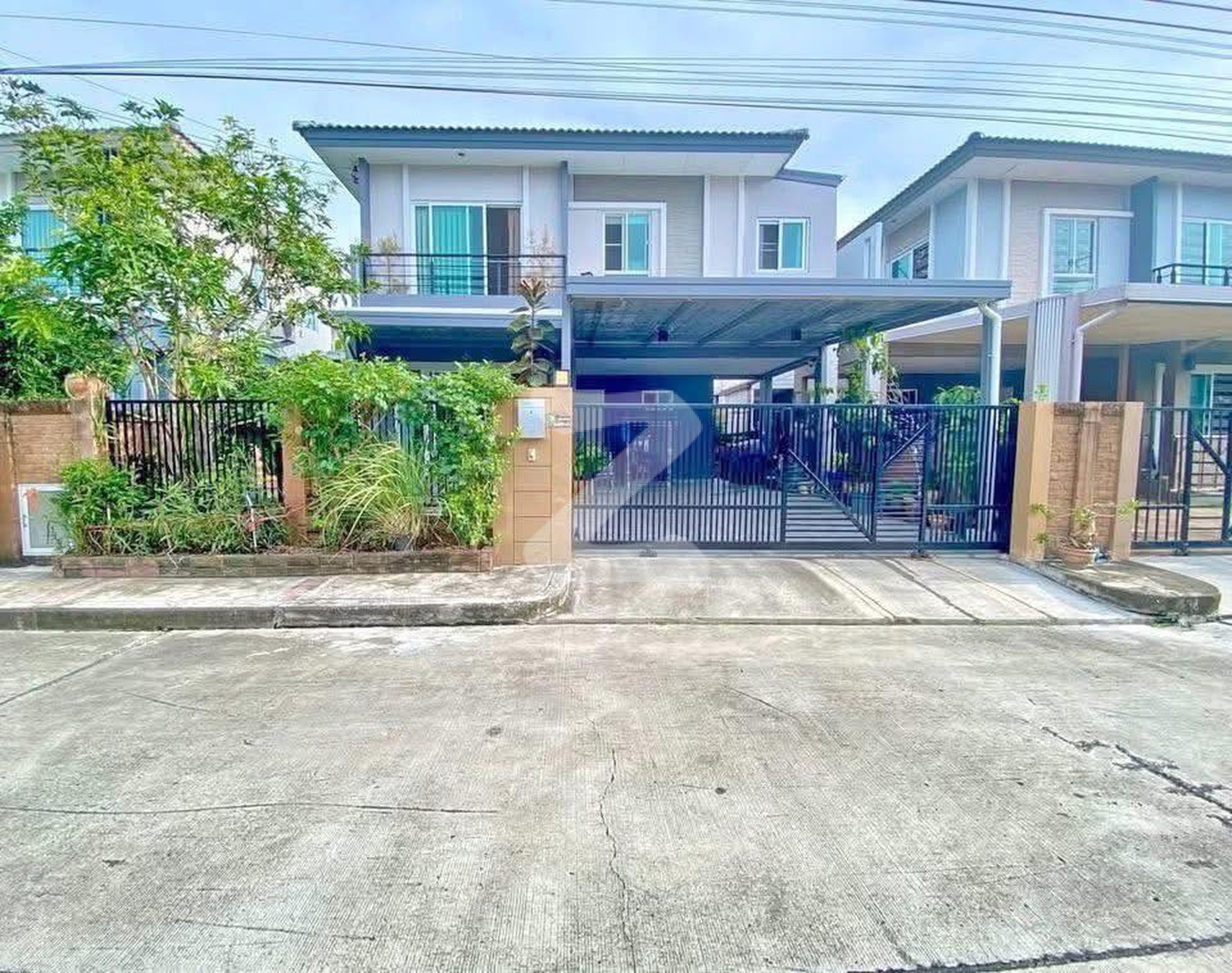 🏡 ขาย/เช่าบ้านแฝดสไตล์บ้านเดี่ยวพร้อมเข้าอยู่ ✨ โครงการ : เดอะแพลนท์ เทพารักษ์ (The Plant Thepharak) ทำเลทองเดินทางสะดวกมาก 🔥 : เจ้าของขายเอง (งดรับนายหน้า)