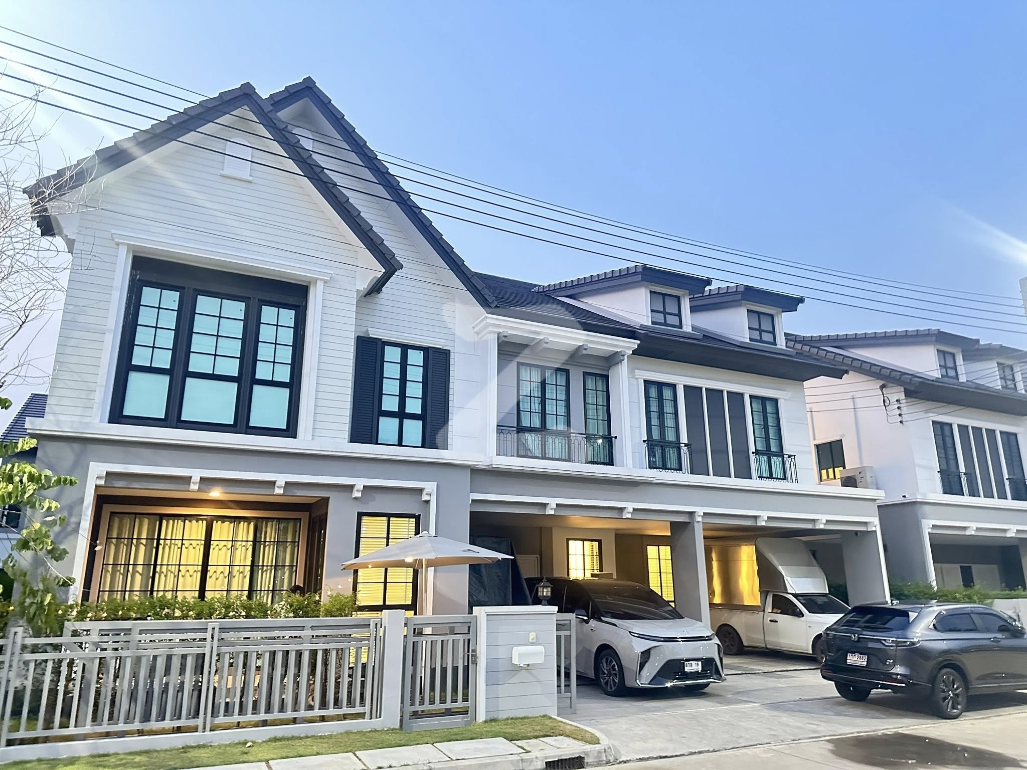 6ห้องนอน 7ห้องน้ำ บ้านเดี่ยว บุราสิริ ปัญญาอินทรา แขวงบางชัน คลองสามวา ขนาด107.4 ตารางวา : เจ้าของขายเอง (งดรับนายหน้า)