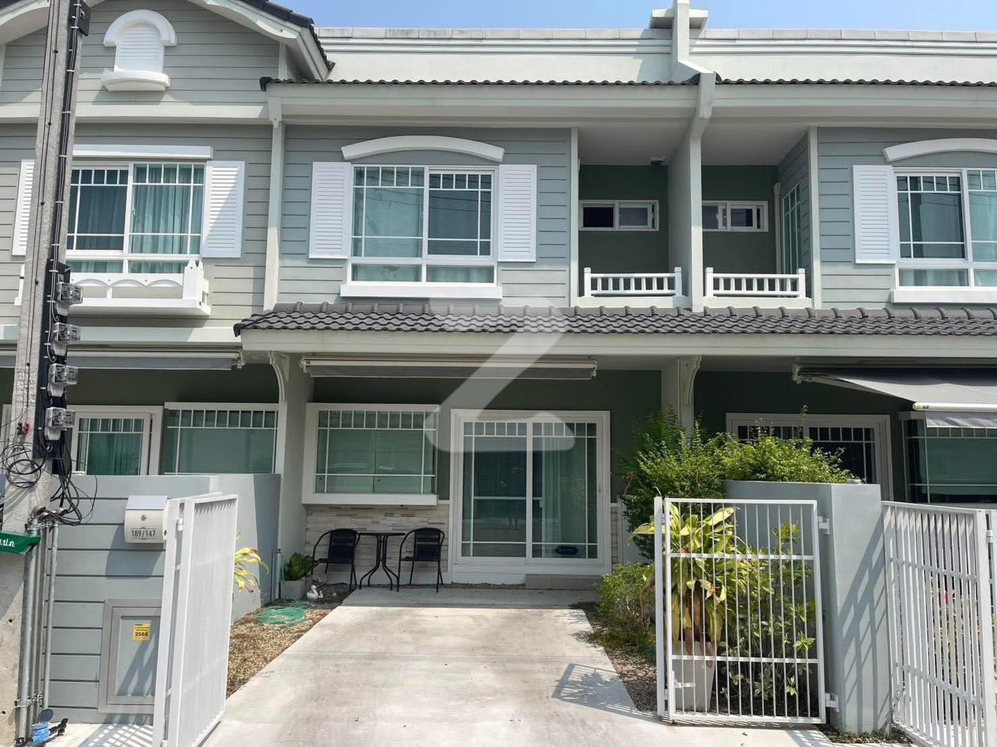 ขายทาวน์โฮม Villaggio สันทราย-เชียงใหม่ บิวอินพร้อมเฟอร์ 2ห้องนอน3ห้องน้ำ  เนื้อที่18.1ตรว. เจ้าของขายเอง  : เจ้าของขายเอง (งดรับนายหน้า)