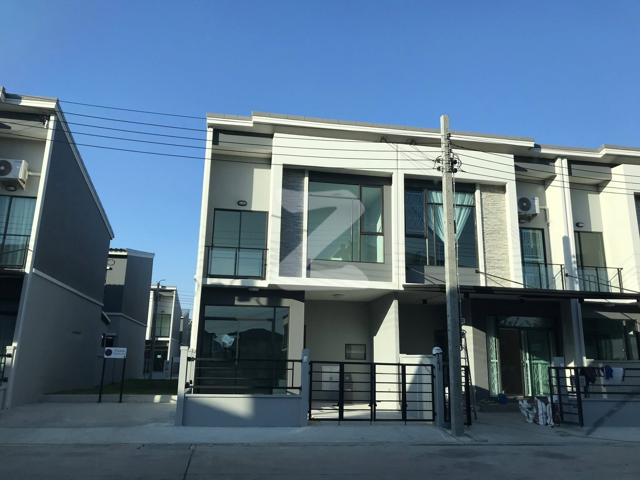 House for Sale 🏠  ทาวน์โฮม หลังมุม 🏡 หมู่บ้าน: พลีโน่ (พหลโยธิน-วัชรพล)  : เจ้าของขายเอง (งดรับนายหน้า)