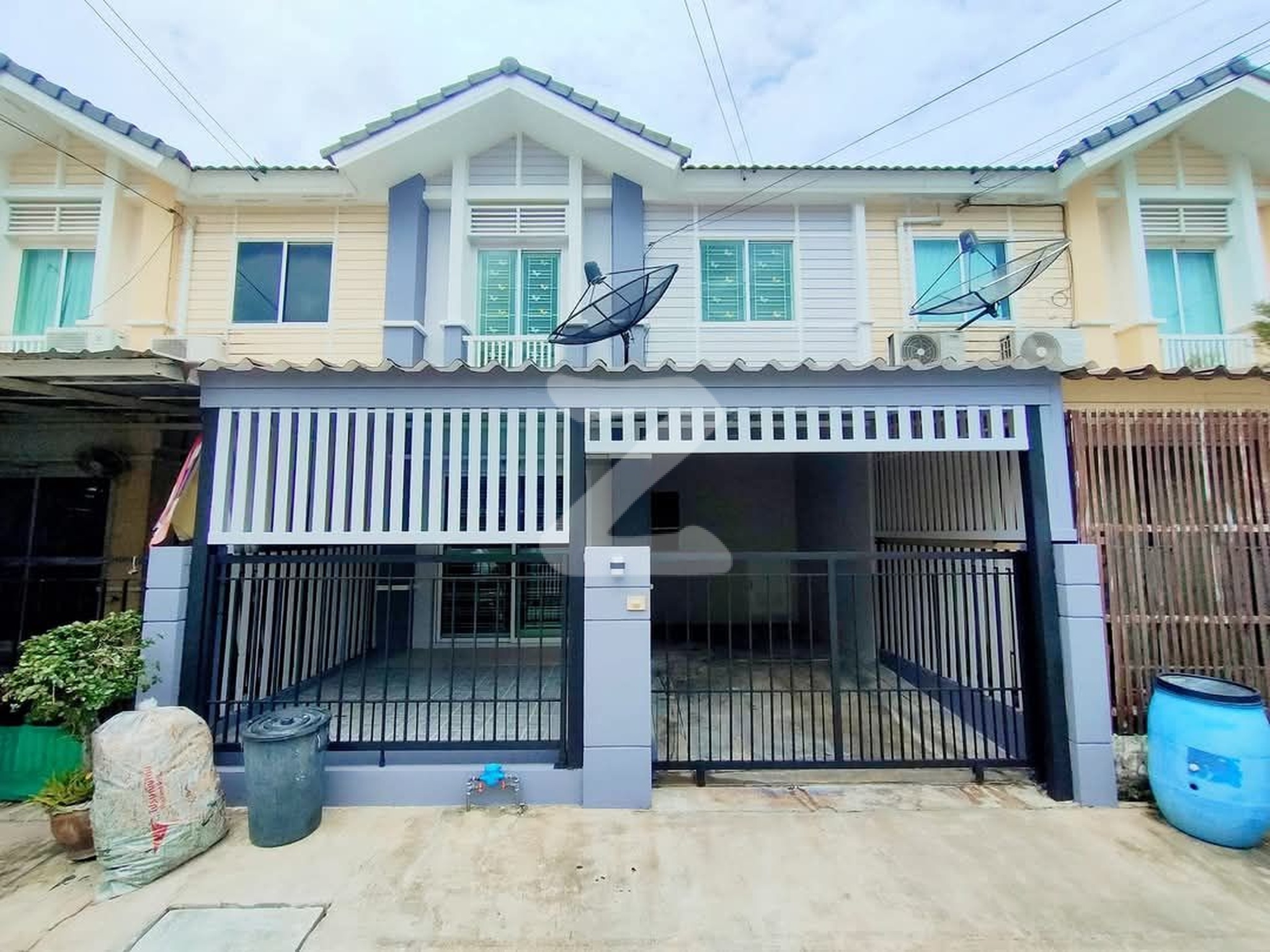 🏠ปล่อยเช่าบ้าน 11,000 บาท/เดือน(รวมส่วนกลาง) 👍 ใหม่ สวยกริ๊ง เจ้าของปล่อยเอง  🎴 เข้า-ออก ด้วยระบบคีย์การ์ด : เจ้าของให้เช่าเอง (งดรับนายหน้า)
