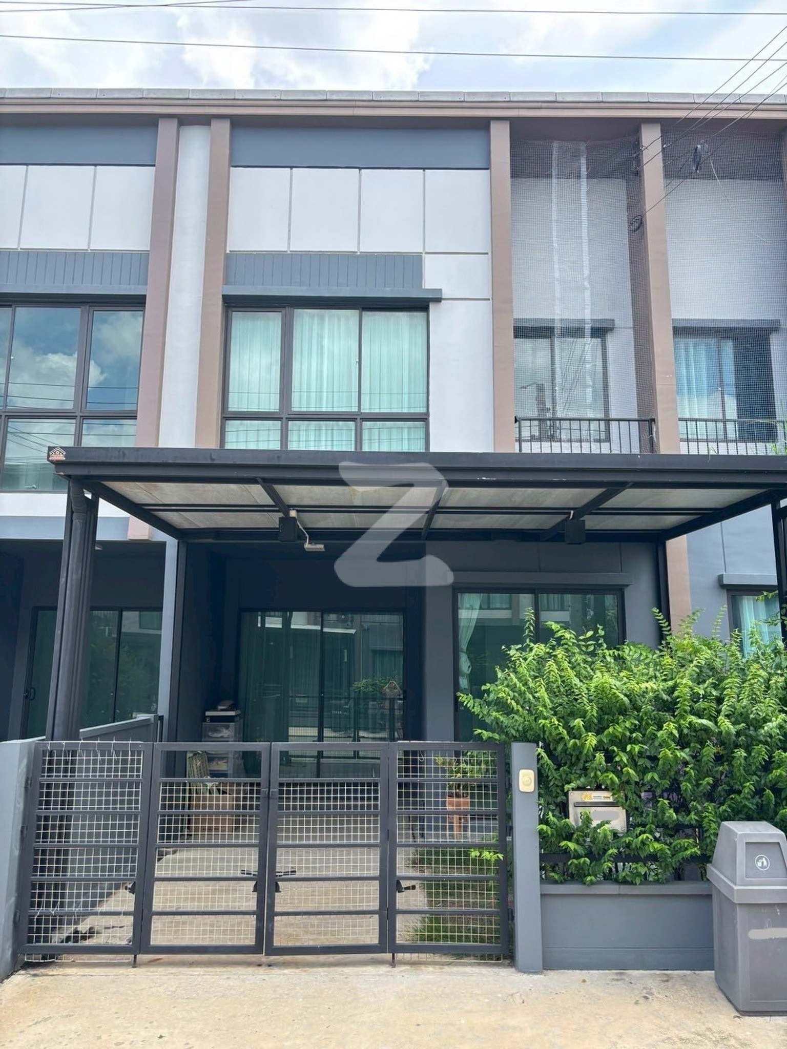 🏡 ขายด่วน! ทาวน์โฮม พร้อมอยู่ Pleno บางใหญ่ 2 💥ราคาพิเศษจาก 2.59 เหลือเพียง 2.39 ล้านบาท!! (ต่อรองได้อีกน้า) 🎉ฟรีค่าส่วนกลางปี 2569 : เจ้าของขายเอง (งดรับนายหน้า)