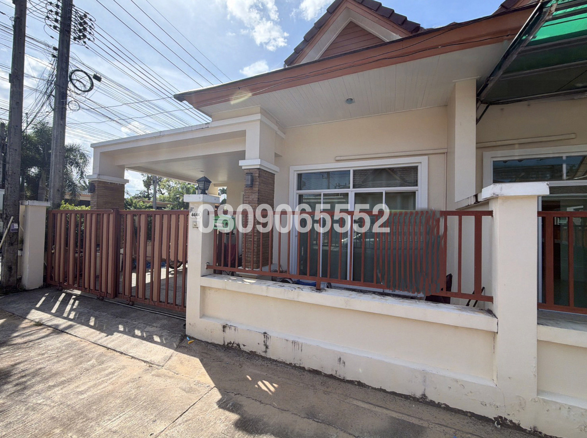 ขายทาวน์เฮาส์ อโนชา วิลเลจ (Anocha Village Thalang-Mueang Mai)