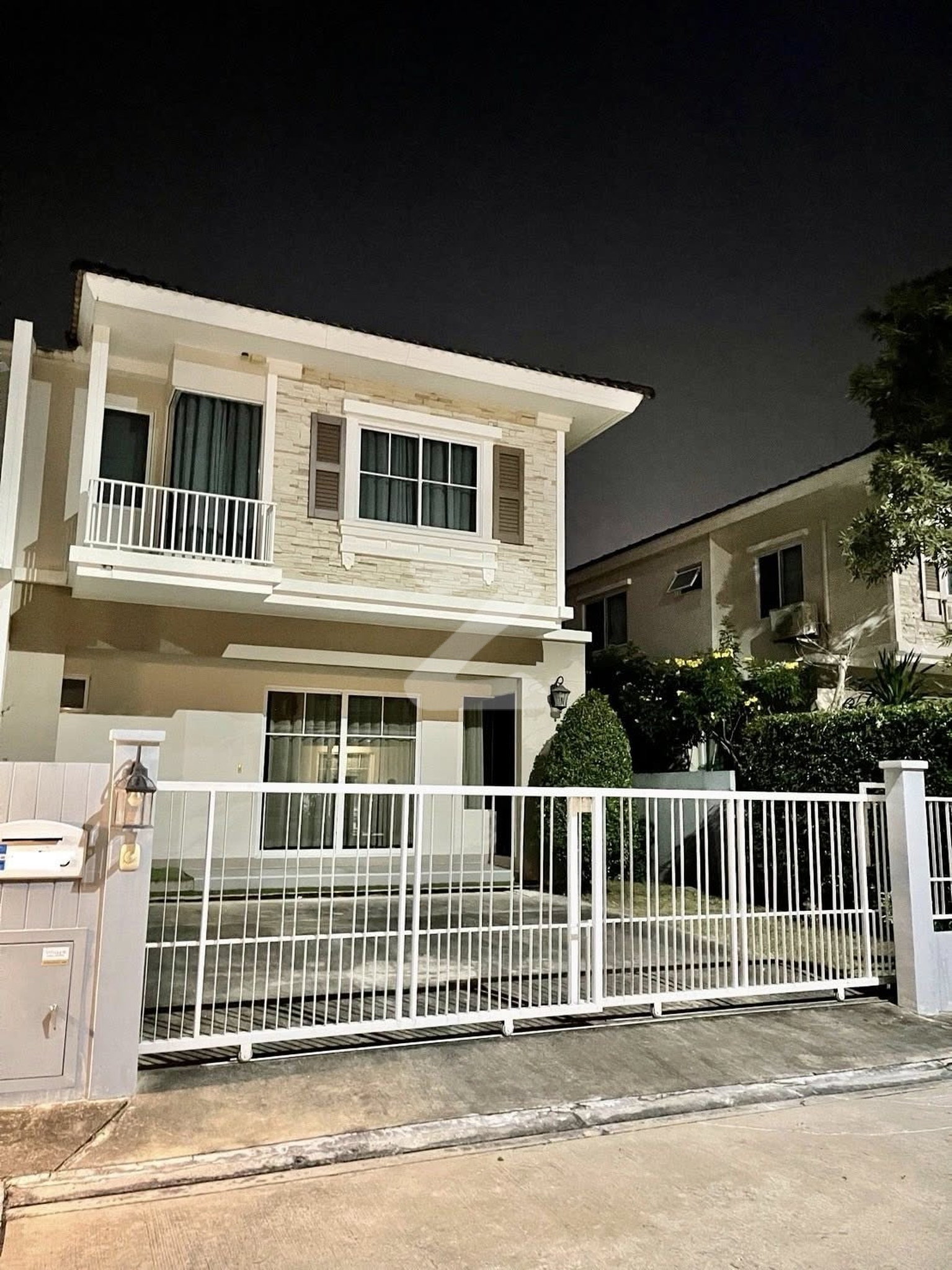 🌟🌟 ปล่อยเช่าบ้านแฝด 🌟🌟 เจ้าของโพสต์เอง ปล่อยเช่าบ้านแฝด สถานที่โครงการ LAND & HOUSES : Villaggio บางนา – เทพารักษ์ : เจ้าของให้เช่าเอง (งดรับนายหน้า)