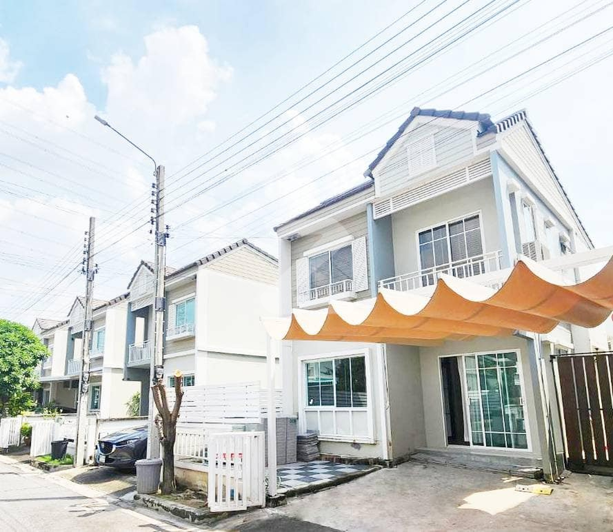 🏠 owner post  ให้เช่า เดอะวิลเลจบางนา กม.8 ใกล้เมกาบางนา หลังมุมติดสวนโปร่งสบาย เฟสเข้าซอยไม่ลึก พร้อมเข้าอยู่ : เจ้าของให้เช่าเอง (งดรับนายหน้า)