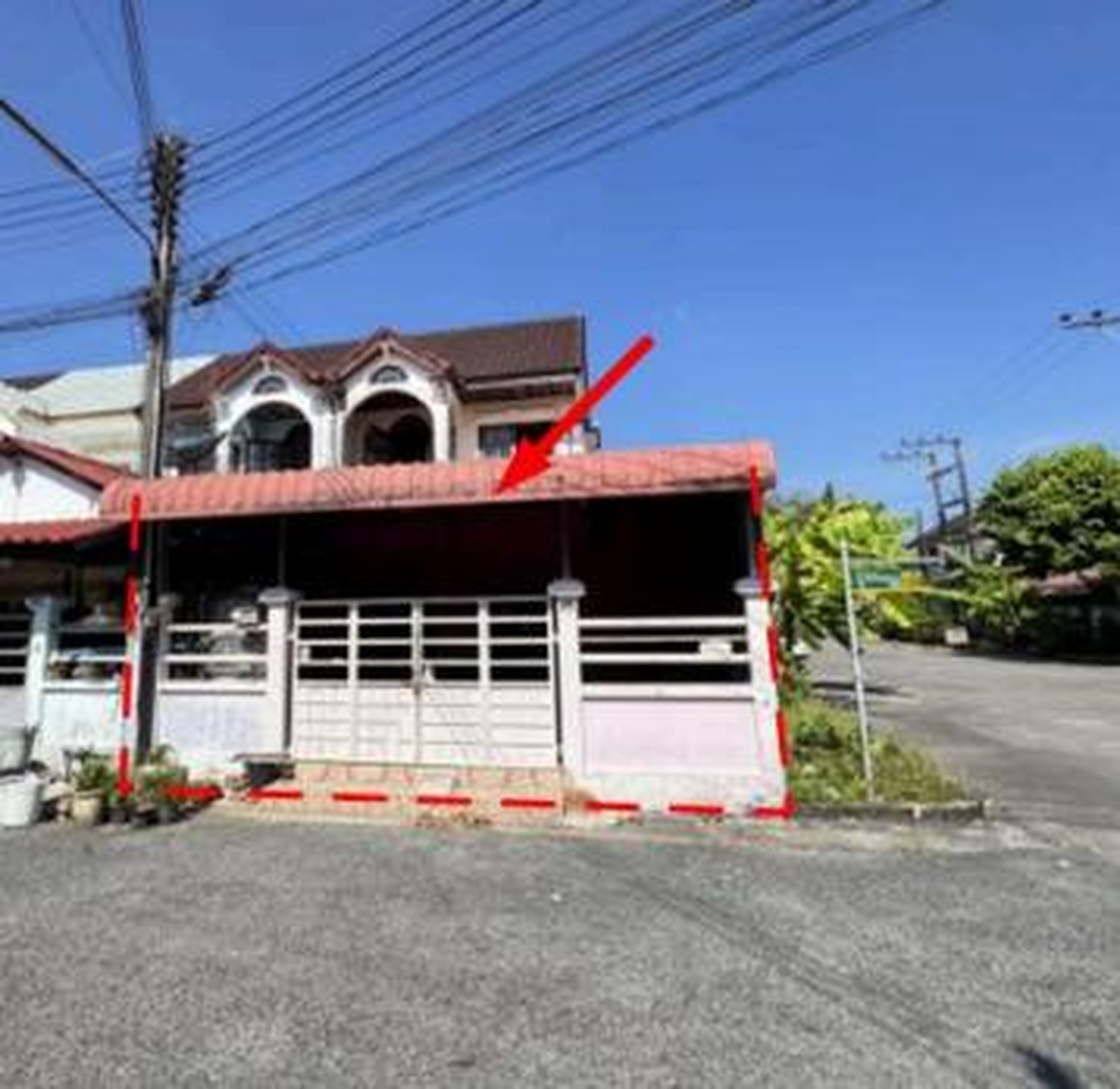 ทรัพย์สถาบันโดย GHB ทาวน์เฮาส์ สมาพันธ์ (Tawan Land)