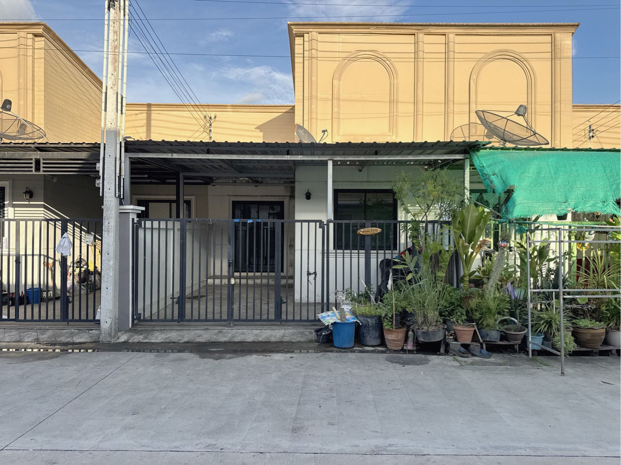 ทรัพย์สถาบันโดย JAM ทาวน์เฮาส์ หมู่บ้านลิตเติ้ล เฮาส์ พินโต (Littlehouse Pinto Rayong)
