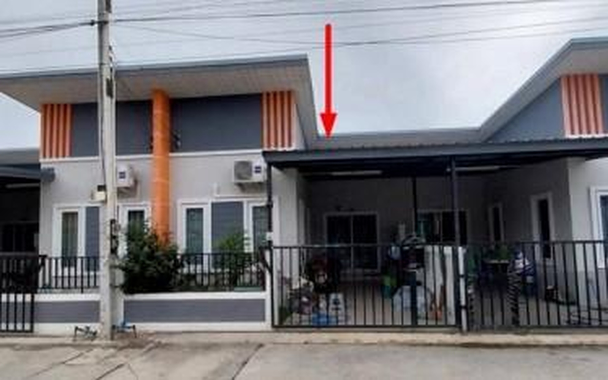 ทรัพย์สถาบันโดย GHB ทาวน์เฮาส์ ซอยแม่น้ำคู้ 1 ถนนรอบอ่างหนองปลาไหล-เข