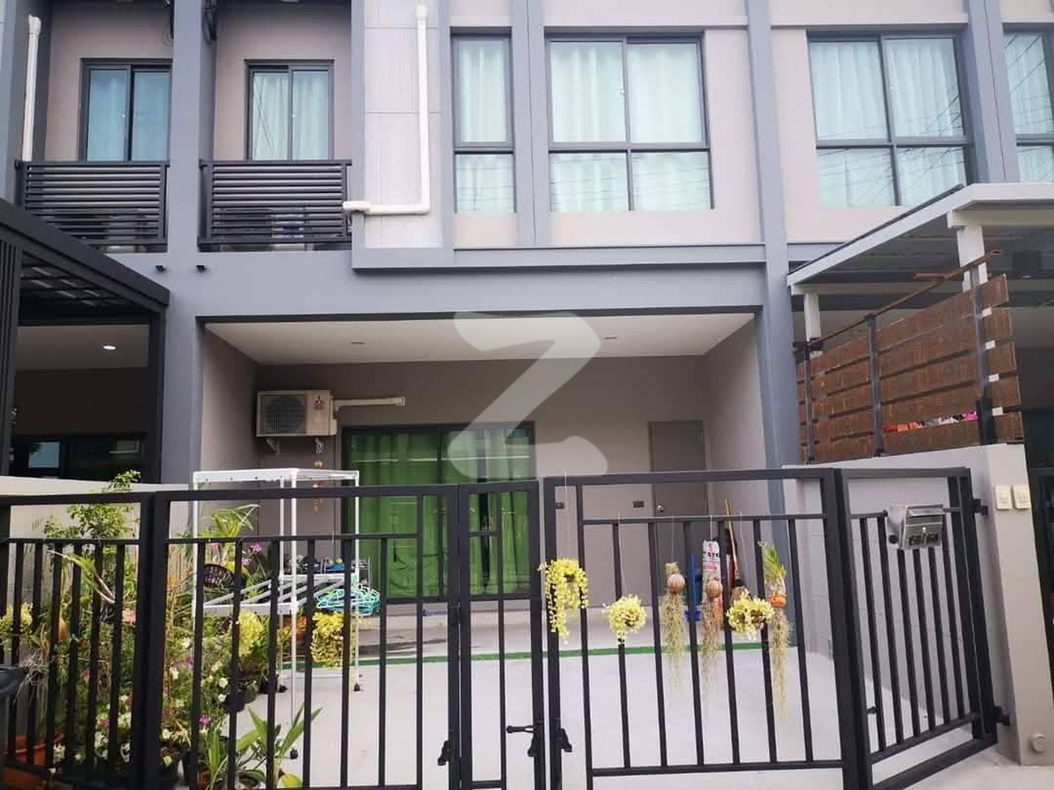 🏡 บ้านว่างให้เช่า Vcompound ราชพฤกษ์ - ปิ่นเกล้า 15,000/เดือน ราคารวมค่าส่วนกลางแล้ว จอดรถหน้าบ้านได้ 2 คัน : เจ้าของให้เช่าเอง (งดรับนายหน้า)