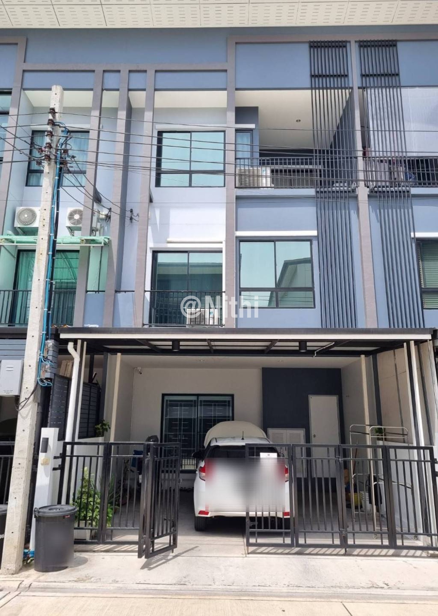 ขายทาวน์โฮม 3 ชั้น หมู่บ้านสัมมากร อเวนิว รามอินทรา-วงแหวน : (เจ้าของบ้านขายเอง) : เจ้าของขายเอง (งดรับนายหน้า)