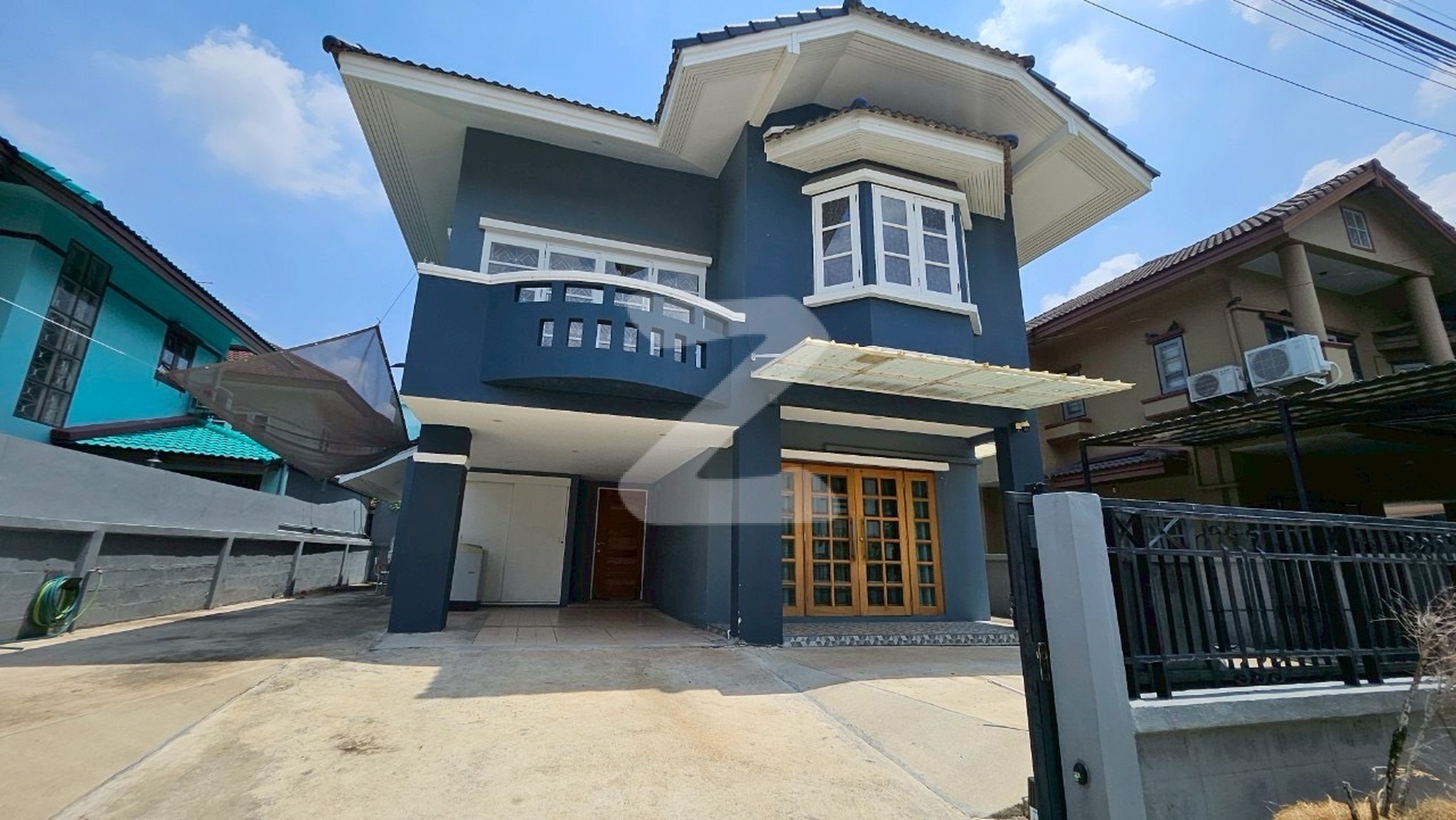 🏡บ้านเดี่ยวพร้อมอยู่ 2 ชั้น รายละเอียดดังนี้  🛏️3 ห้องนอน  🛀3 ห้องน้ำ          : เจ้าของขายเอง (งดรับนายหน้า)