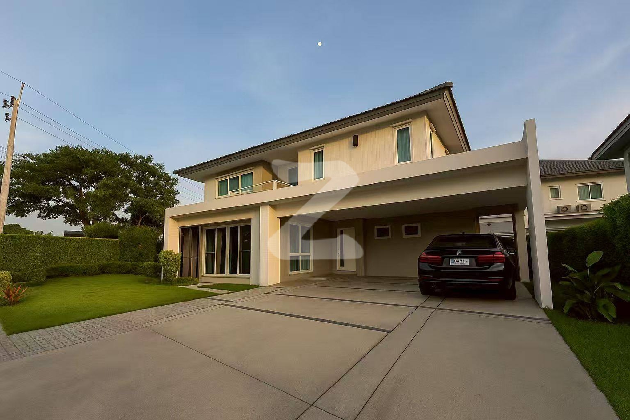 บ้านเดี่ยวให้เช่า มัณฑนา บางนา-วงแหวน  (4 ห้องนอน + 1 ห้องแม่บ้าน） จุดเด่นบ้าน บ้านแปลงมุม ขนาดใหญ่ที่สุดในโครงการ : เจ้าของให้เช่าเอง (งดรับนายหน้า)