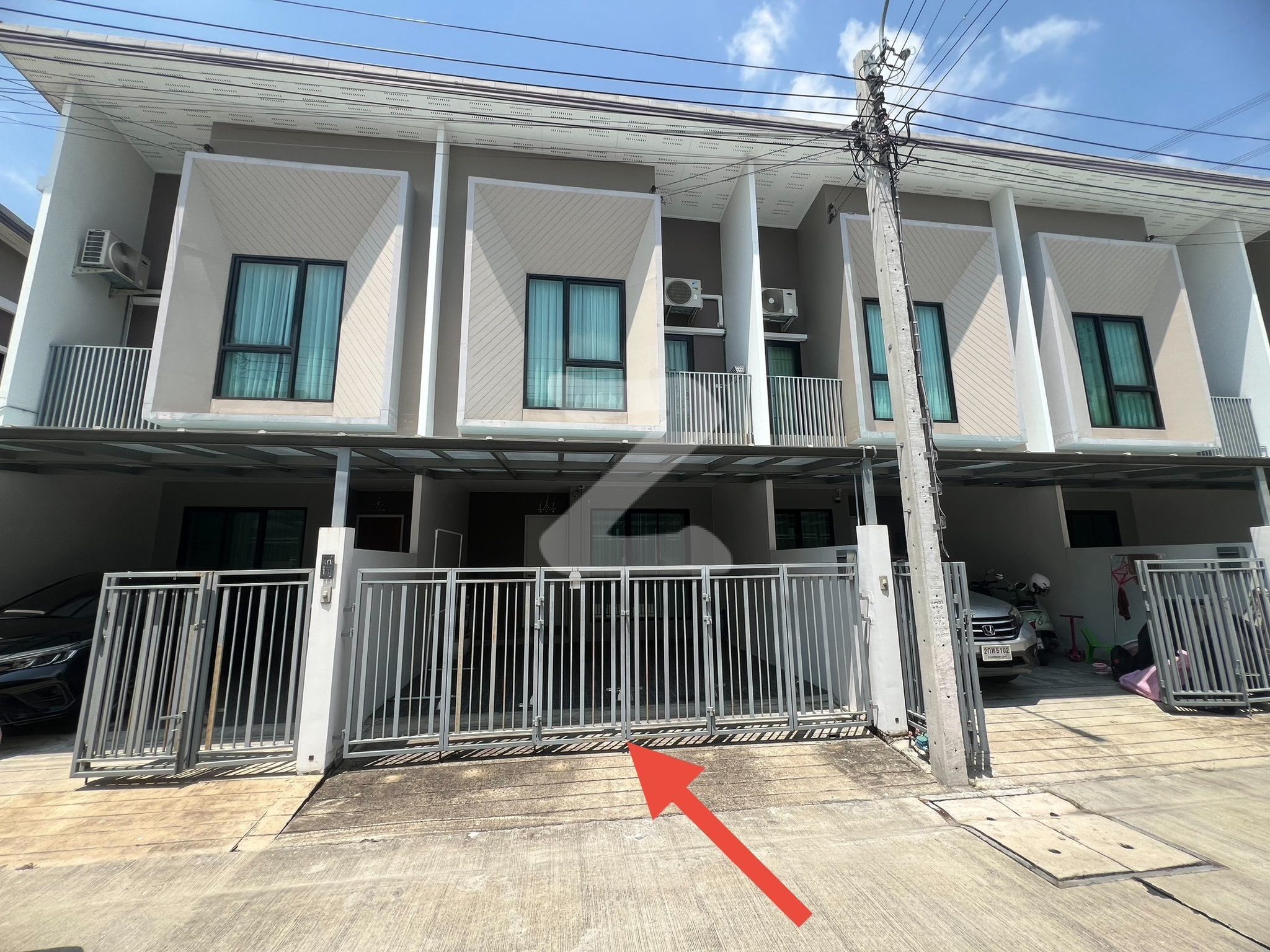 🌟เจ้าของบ้านขายเองค่ะ 🌟 🏡 ขายทาวน์โฮม 2 ชั้น  โครงการหมู่บ้าน ไทม์โฮม 62 ซอย เฉลิมพระเกียรติ ร.9 62 💰 ราคา 4,450,000 บาท 💰 : เจ้าของขายเอง (งดรับนายหน้า)