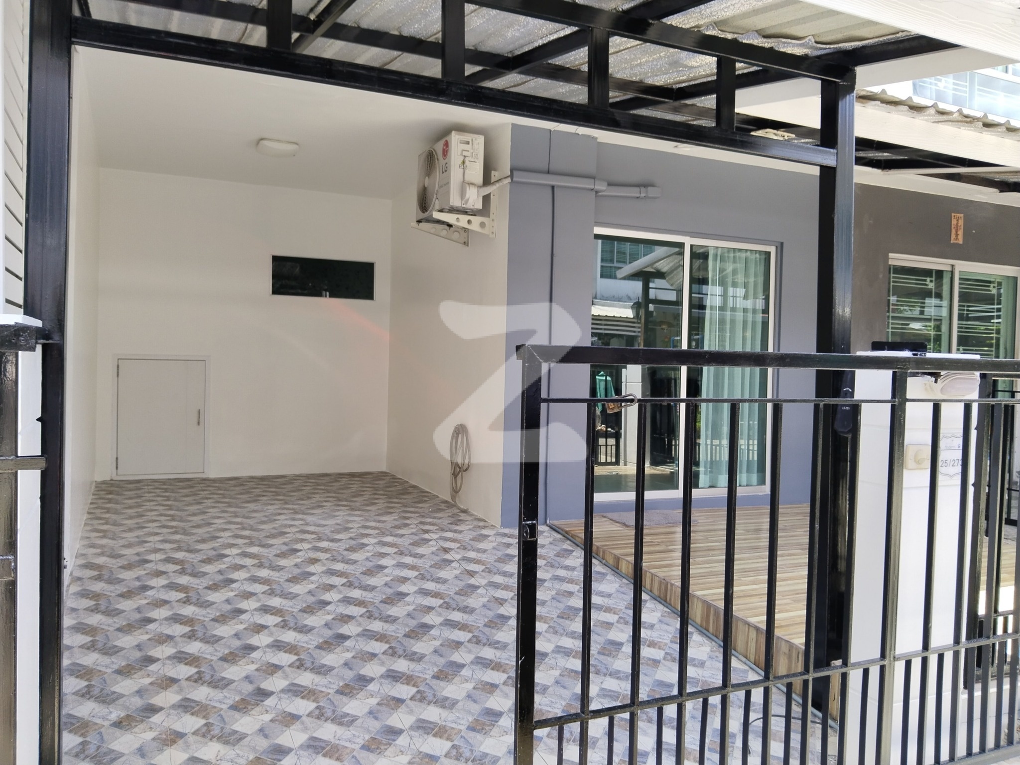 🌟 บ้านให้เช่า ทำเลทอง! 🌟                🏠 เจ้าของปล่อยเอง ไม่ผ่านนายหน้า 📍หมู่บ้านพฤกษา 63/1 ซ.วัดสังฆทาน ใกล้ ถ.นครอินทร์ เพียง 800 ม. : เจ้าของให้เช่าเอง (งดรับนายหน้า)