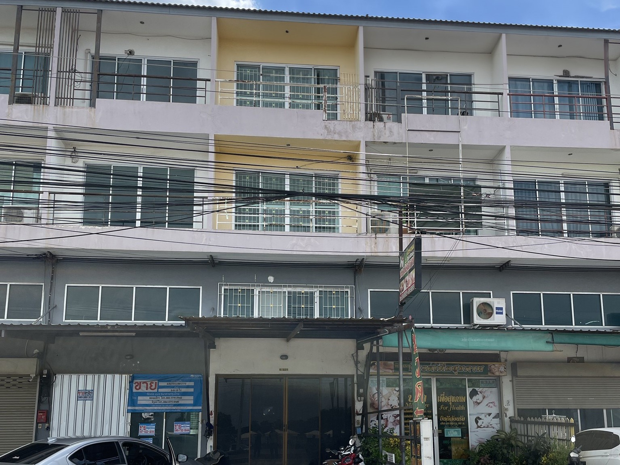 ทรัพย์สถาบันโดย JAM ตึกแถว-อาคารพาณิชย์ อาคารพาณิชย์ปทุมธานี (Diamond Market Shophouse)