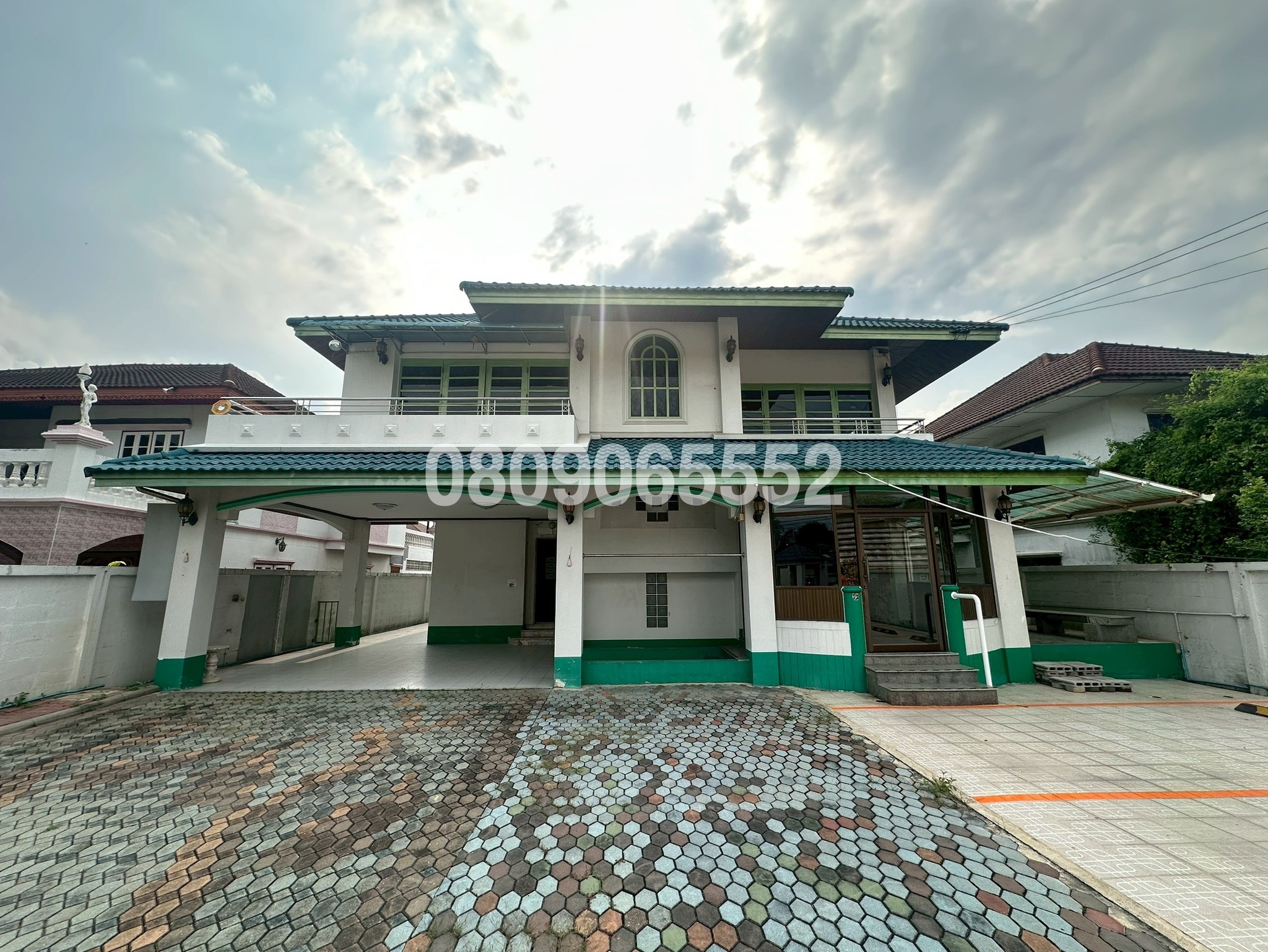 ทรัพย์สถาบันโดย JAM บ้านเดี่ยว บ้านวีรวัฒน์ (เพชรเกษม 3) (Baan Weerawat (Petchkasem 3))