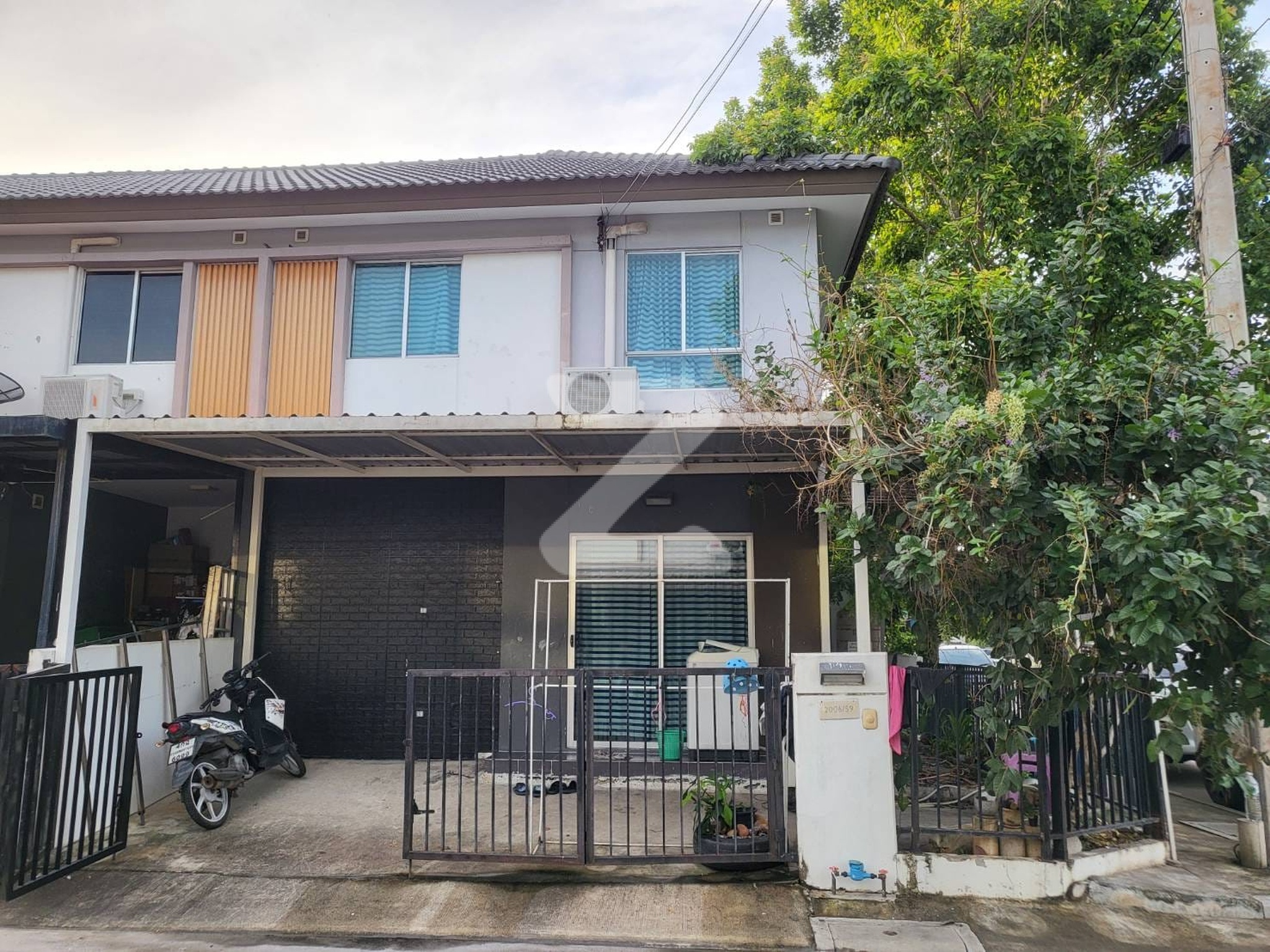 ขายบ้านพฤกษา106 เฟส 2 ที่ตั้ง ถนนตำหรุ-บางพลี ต.บางปูใหม่ อ.เมือง จ.สมุทรปราการ                  : เจ้าของขายเอง (งดรับนายหน้า)