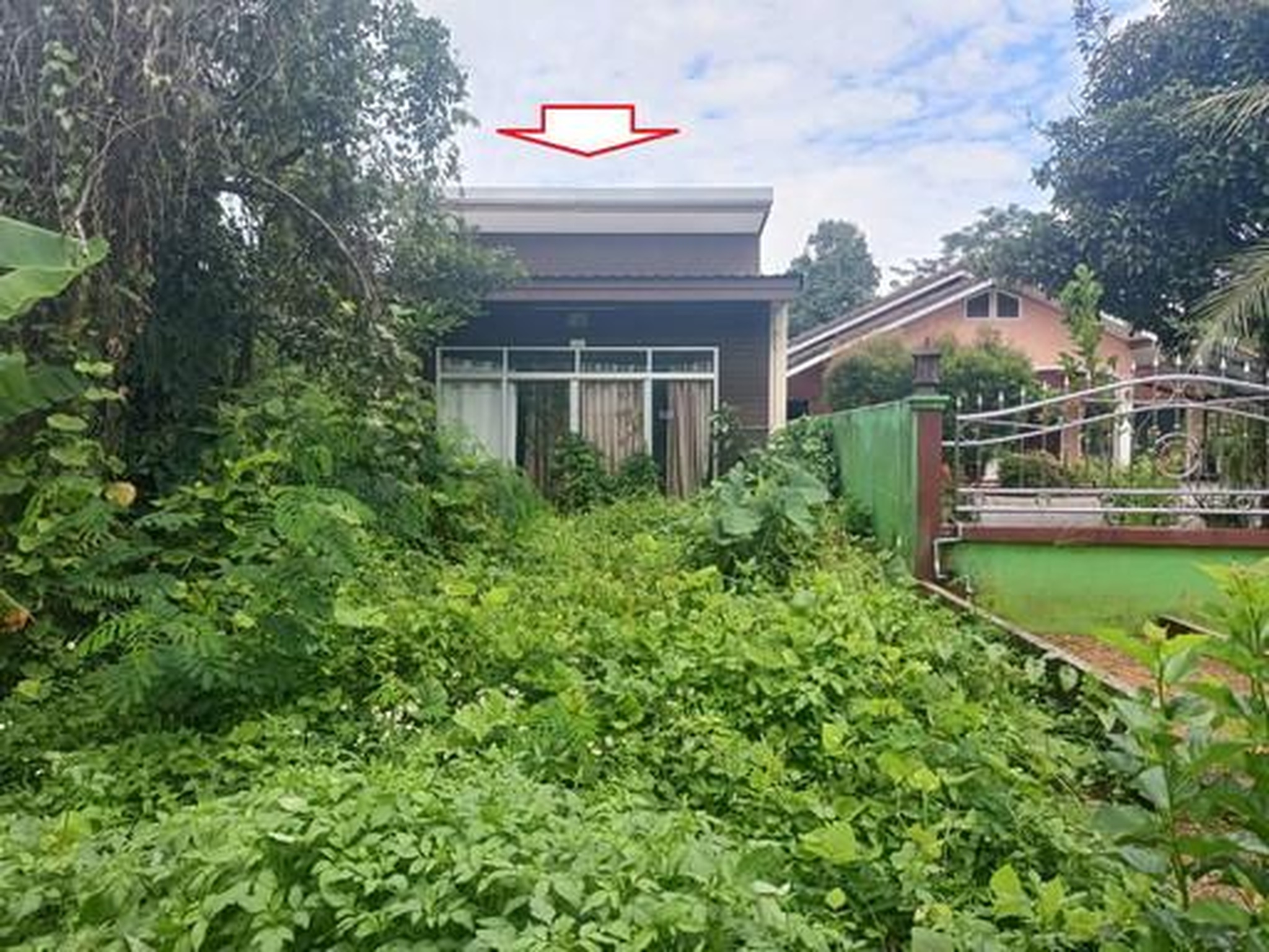 ทรัพย์สถาบันโดย GHB บ้านเดี่ยว ถนนสายต้นปรง - นายายหม่