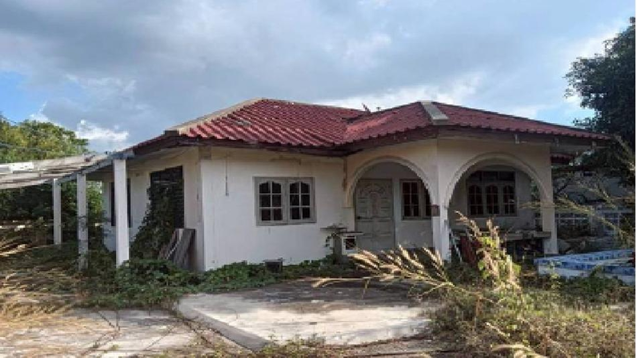 ทรัพย์สถาบันโดย GHB บ้านเดี่ยว ถนนเลียบคลองกองบิน 4
