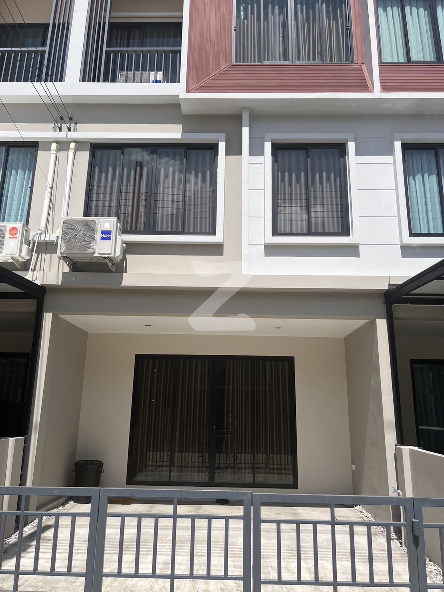 ให้เช่า บ้านใหม่ไม่เคยอยู่ เจ้าของประกาศเช่าเอง โครงการ : หมู่บ้าน the trop urban มอเตอร์เวย์-ลาดกระบัง : เจ้าของให้เช่าเอง (งดรับนายหน้า)