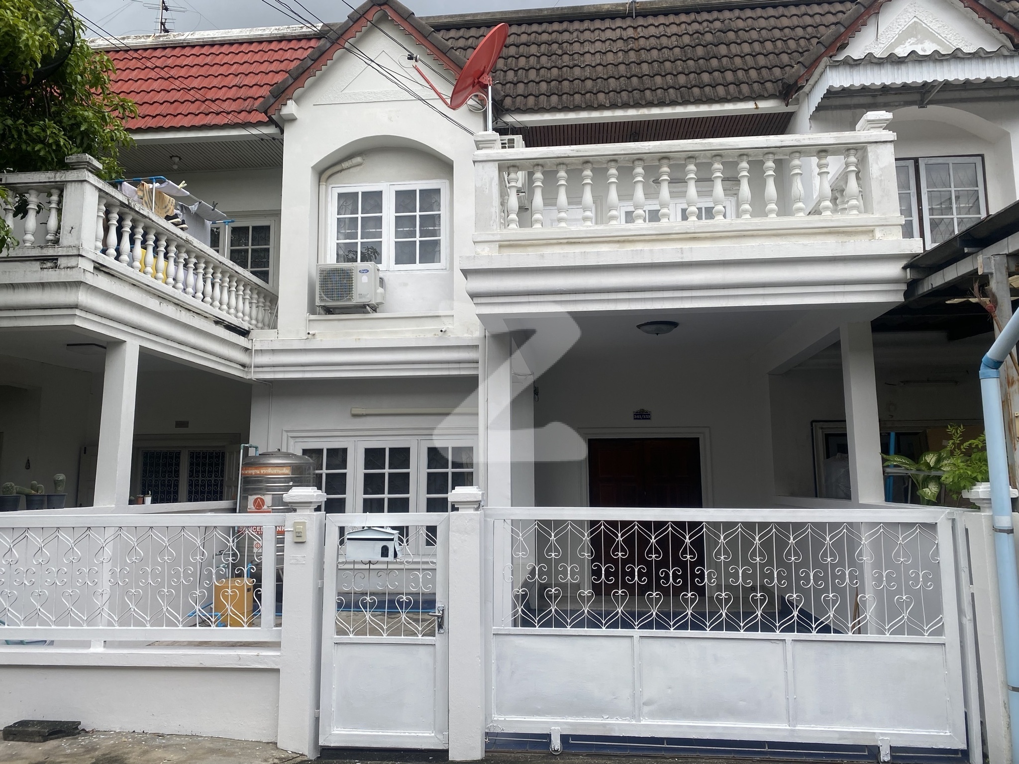 ให้เช่าทาวน์เฮาส์ ทำเลดี เดินทางสะดวก สุขุมวิท 101/1 (Townhouse for rent) ใกล้ BTS ตลาดสด โรงเรียน ห้างสรรพสินค้า (เจ้าของให้เช่าเอง) : เจ้าของให้เช่าเอง