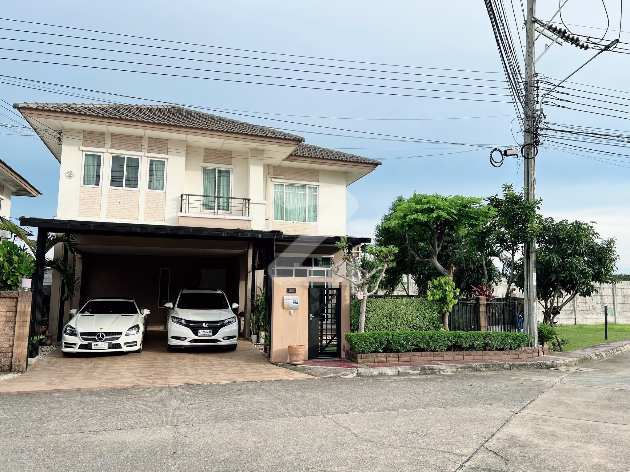 🏠หมู่บ้าน เดอะแพลนท์ (วงแหวนรามอินทรา2)🏠 ✅ทำเลดี ใกล้ห้าง แฟชั่นไอส์แลนด์ ทางด่วน รถไฟฟ้า โรงพยาบาล ✅ : เจ้าของขายเอง (งดรับนายหน้า)