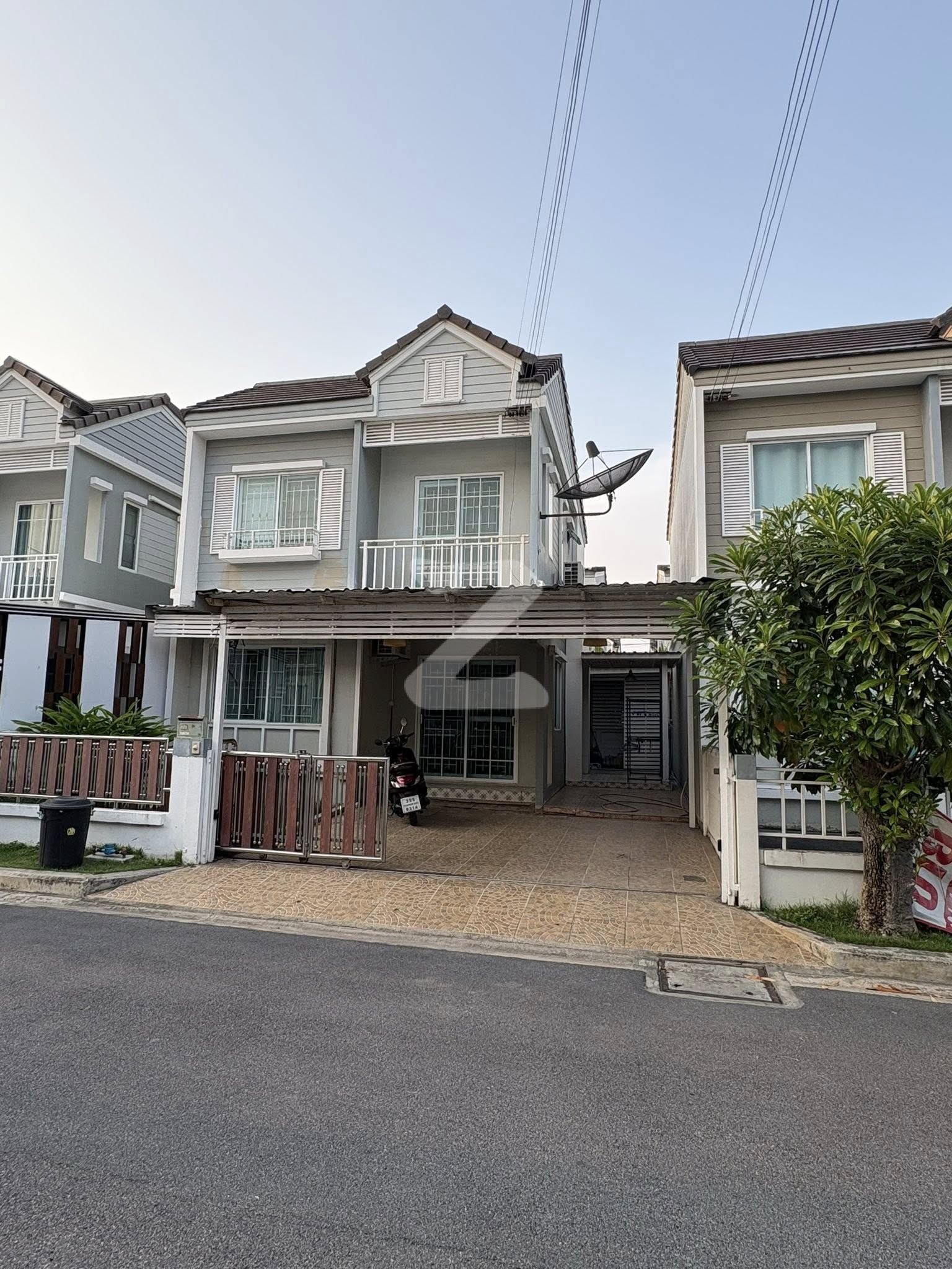 บ้านให้เช่า 25000/ เดือน บางนา กม 8 ใกล้เมกะ พิกัด ม.เดอะวิลเลจ ...