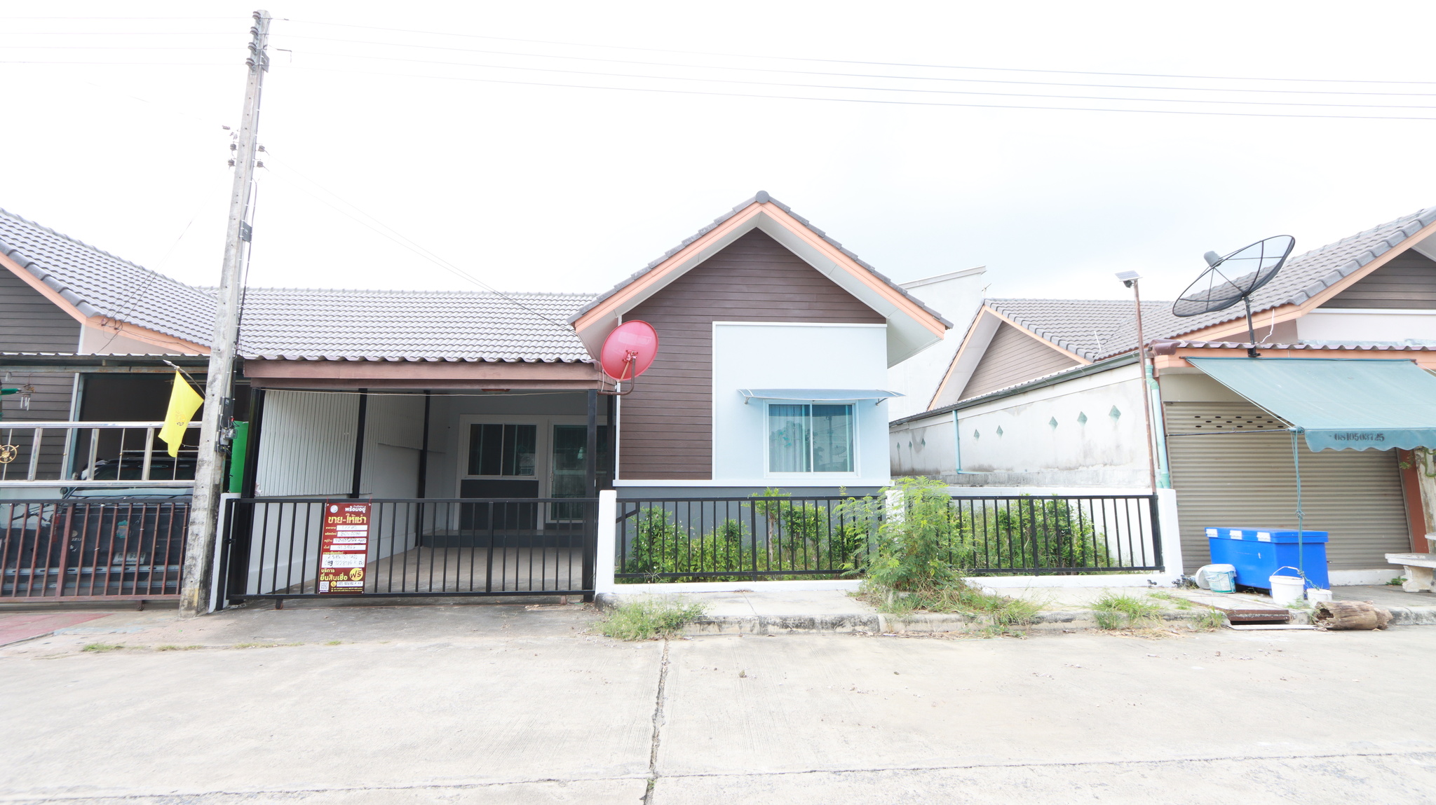 ทรัพย์สถาบันโดย JAM ทาวน์เฮาส์ บ้านทรัพย์ธานี รังสิต-คลอง 9 เฟส 4 (Baan Supthanee 1 Rangsit Khlong 9)