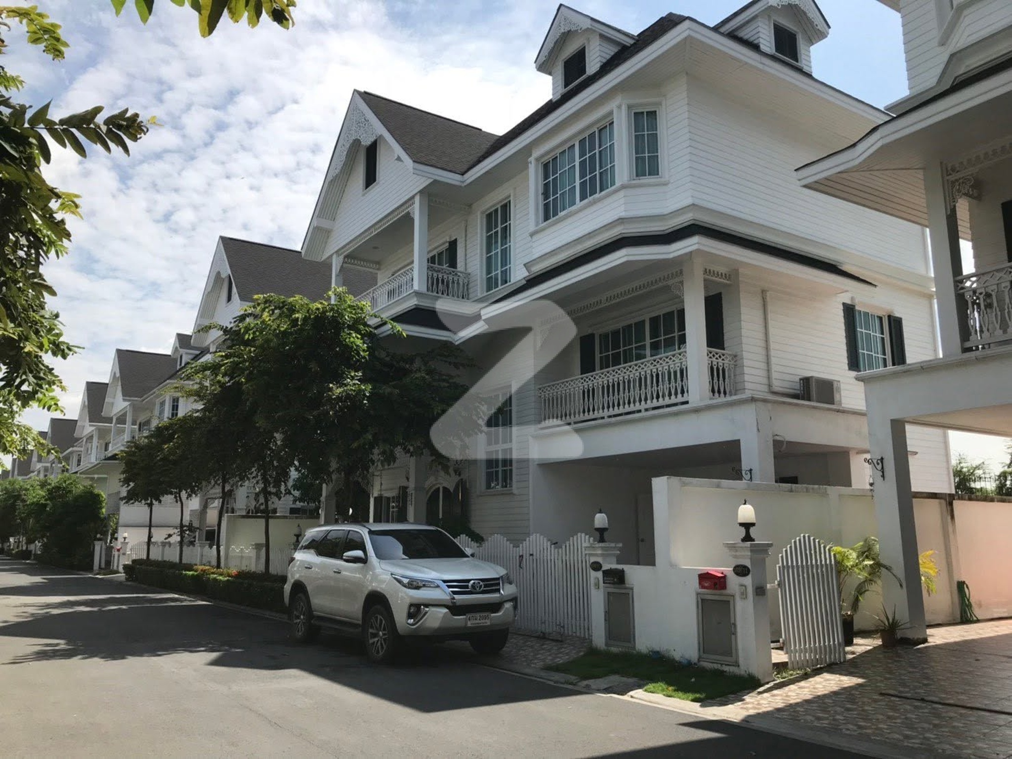 Owner Post ให้เช่าบ้านเดี่ยว Fantasia Villa 3 International Village ซอยสันติคาม14 (สุขุมวิท109 ) : เจ้าของให้เช่าเอง (งดรับนายหน้า)