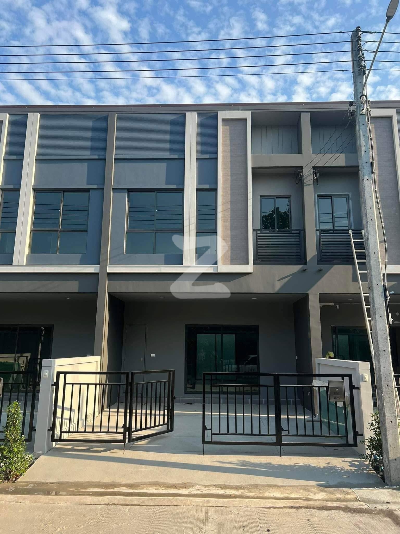 ให้เช่า หมู่บ้าน V Compound Tiwanon-Rangsit (วี คอมพาวด์ ติวานนท์-รังสิต) ใกล้โลตัส บางกระดี , The nine บางกระดี : เจ้าของให้เช่าเอง (งดรับนายหน้า)