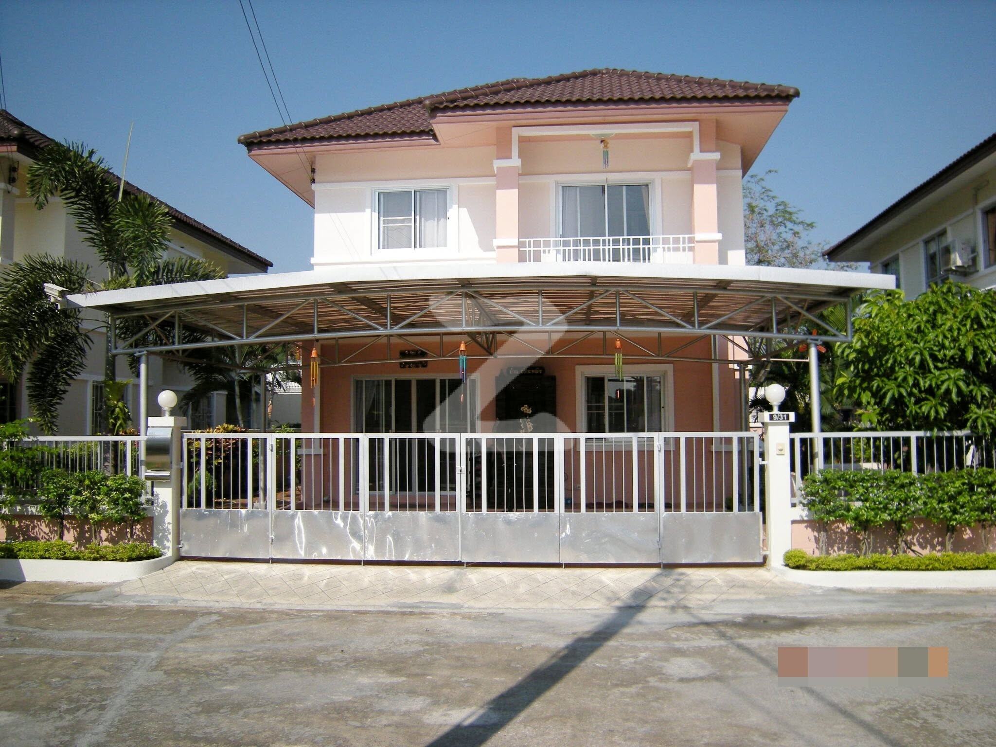 ขายบ้านเดี่ยว 2 ชั้น สภาพป้ายแดง แหล่งชุมชน สถานที่... (ฟู้อแลนด์รามอินทรา ซอย 31 หรือใกล้เลียบทางด่วนเอกมัยขรามอินทรา 5 แยกวัชรพล ) : เจ้าของขายเอง (งดรับนายหน้า)