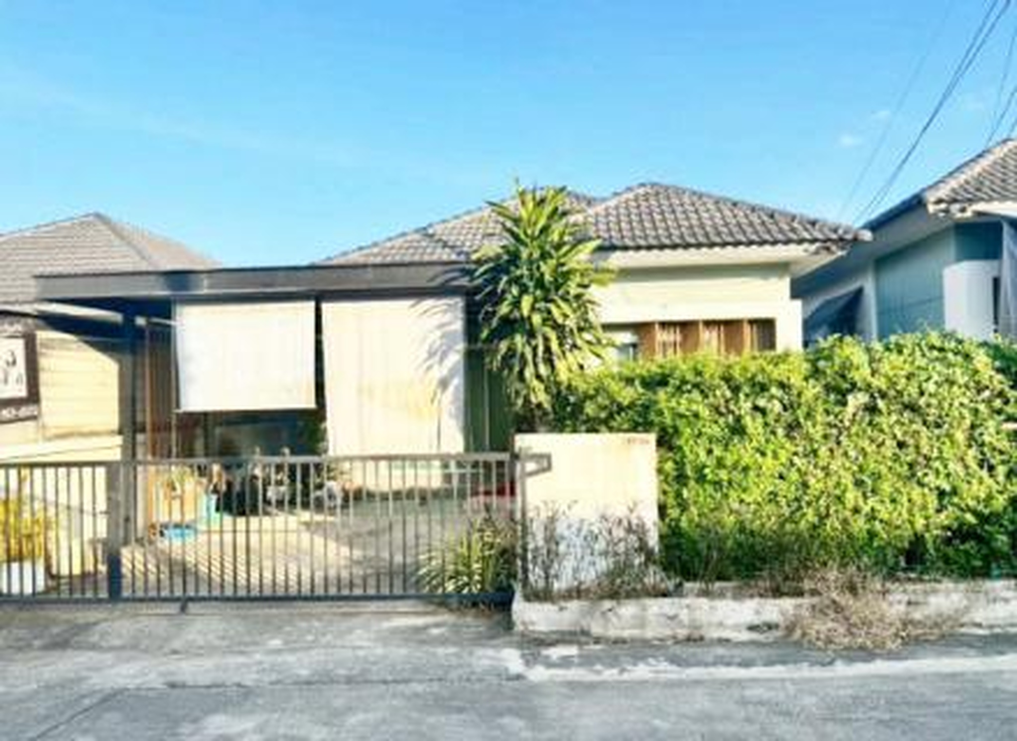 ทรัพย์สถาบันโดย GHB บ้านแฝด ชัยสมบูรณ์สุข 3 (Chaisomboonsook 3)