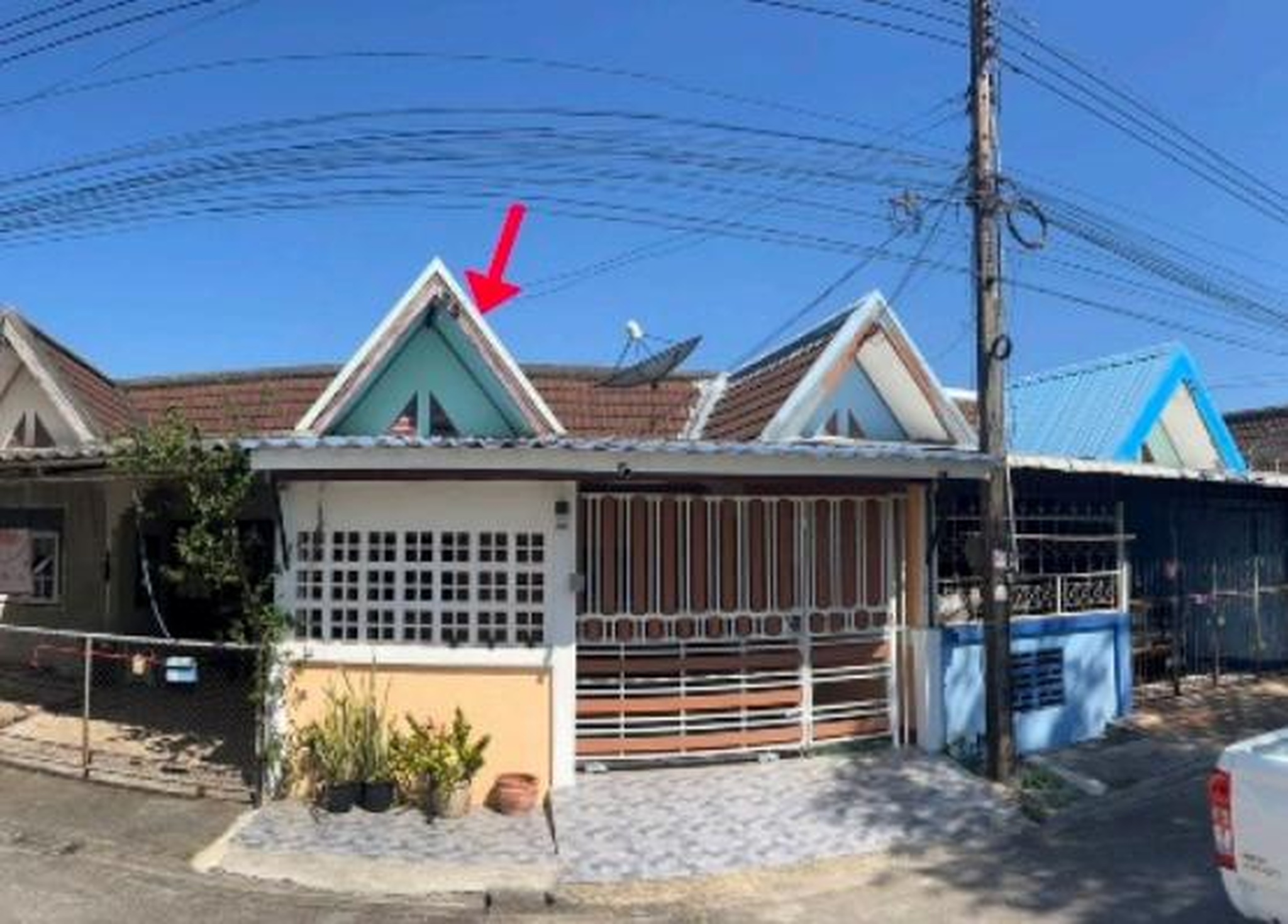 ทรัพย์สถาบันโดย GHB ทาวน์เฮาส์ ธารทิพย์ 1 (Thanthip Villa 1)