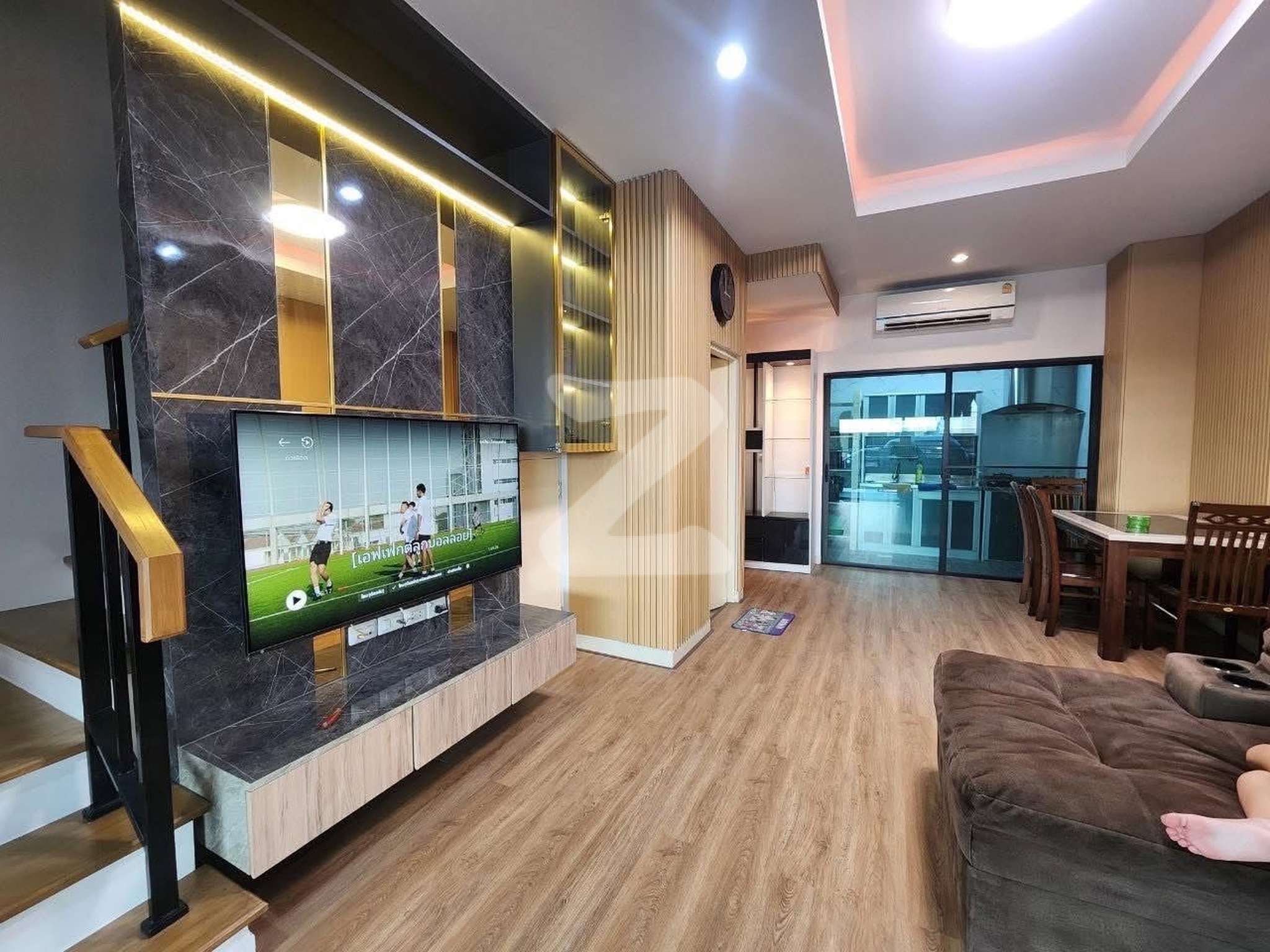 เจ้าของบ้านปล่อยเช่าเอง รับ Agent บ้านกลางเมือง พระราม9-กรุงเทพกรีฑาทาวน์โฮม 3 ชั้น                     : เจ้าของให้เช่าเอง (งดรับนายหน้า)
