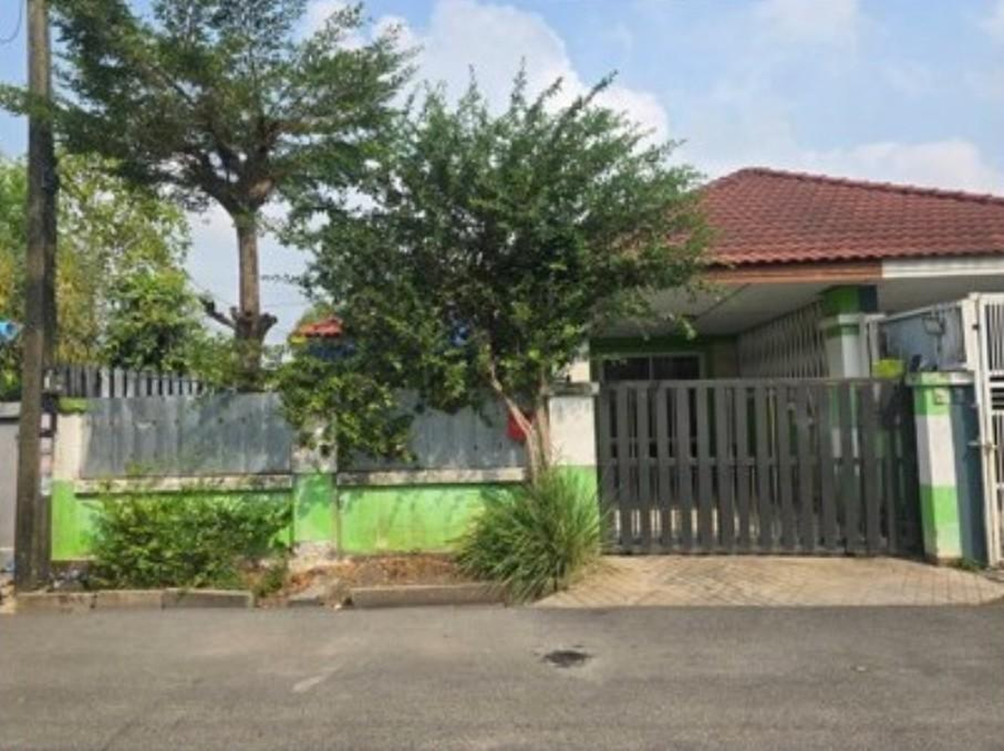 ทรัพย์สถาบันโดย GHB บ้านแฝด พรจิรา (Baan Pornjira Lamlukka Klong 7)
