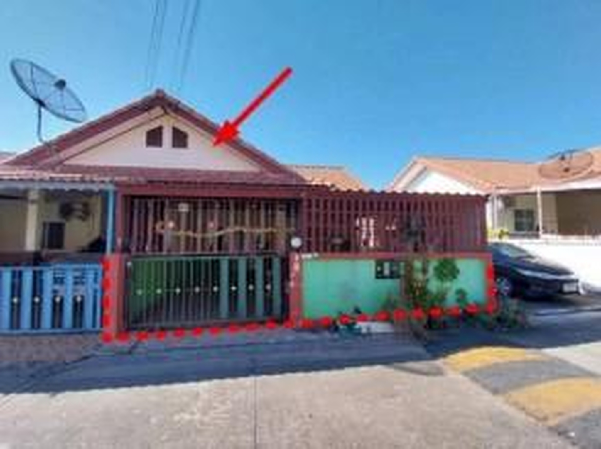 ทรัพย์สถาบันโดย GHB ทาวน์เฮาส์ แผ่นดินทองลิฟวิ่งโฮม (Pandintong Living Homes)