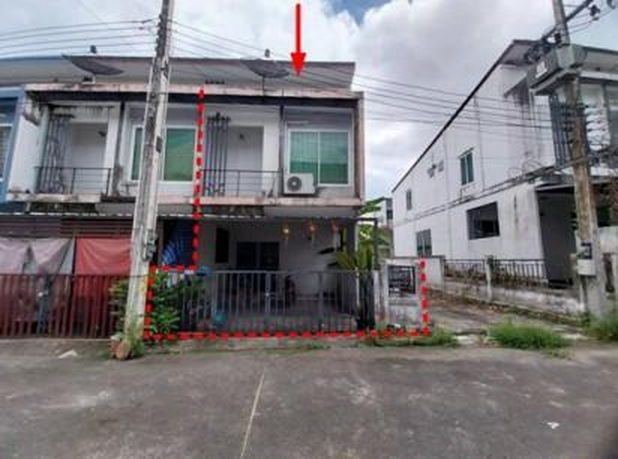 ทรัพย์สถาบันโดย GHB ทาวน์เฮาส์ สมาร์ทแลนด์พาร์คฮิลล์ (Smartland Park Hill)