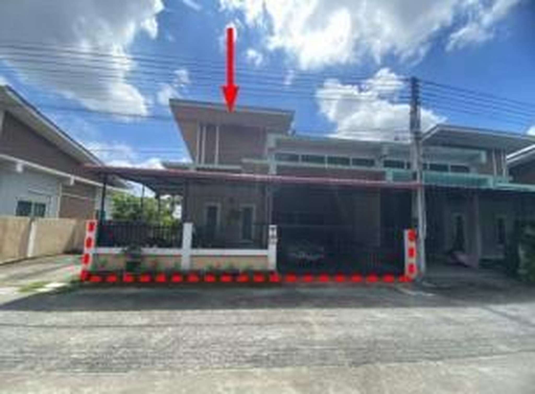 ทรัพย์สถาบันโดย GHB บ้านแฝด จักรวาลแลนด์แอนด์เฮ้าส์ (Jakkaval Land and House)