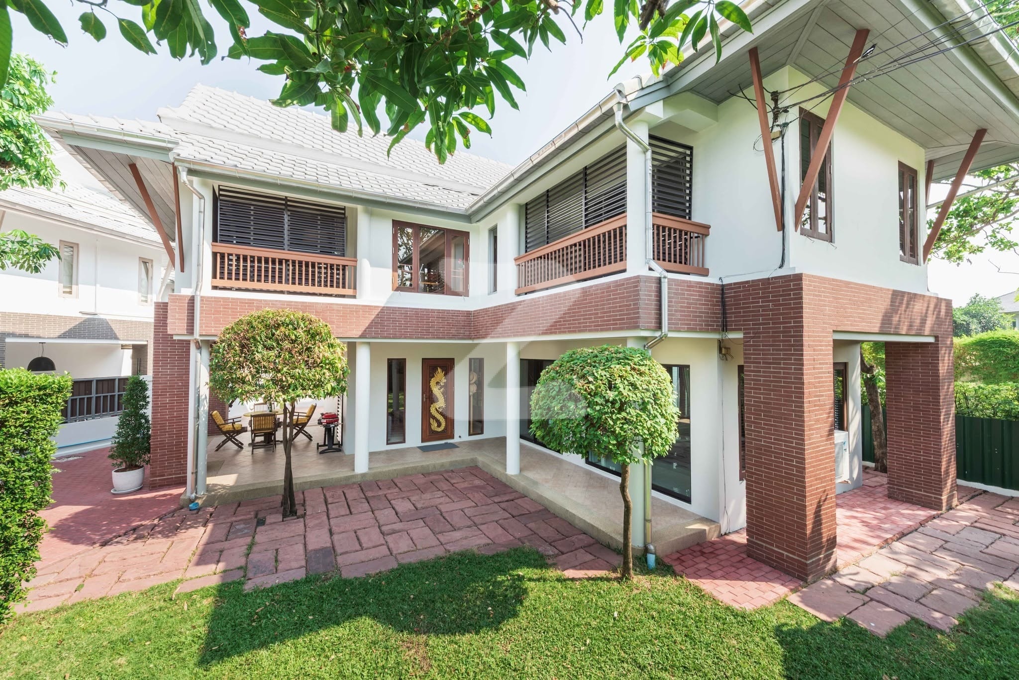 *** เจ้าของขายเอง ไม่มีนายหน้า *** ✨🏡 ขายบ้านเดี่ยวหลังมุม! รีโนเวทใหม่ทั้งหลังโดยผู้รับเหมาชาวตะวันตก   : เจ้าของขายเอง (งดรับนายหน้า)