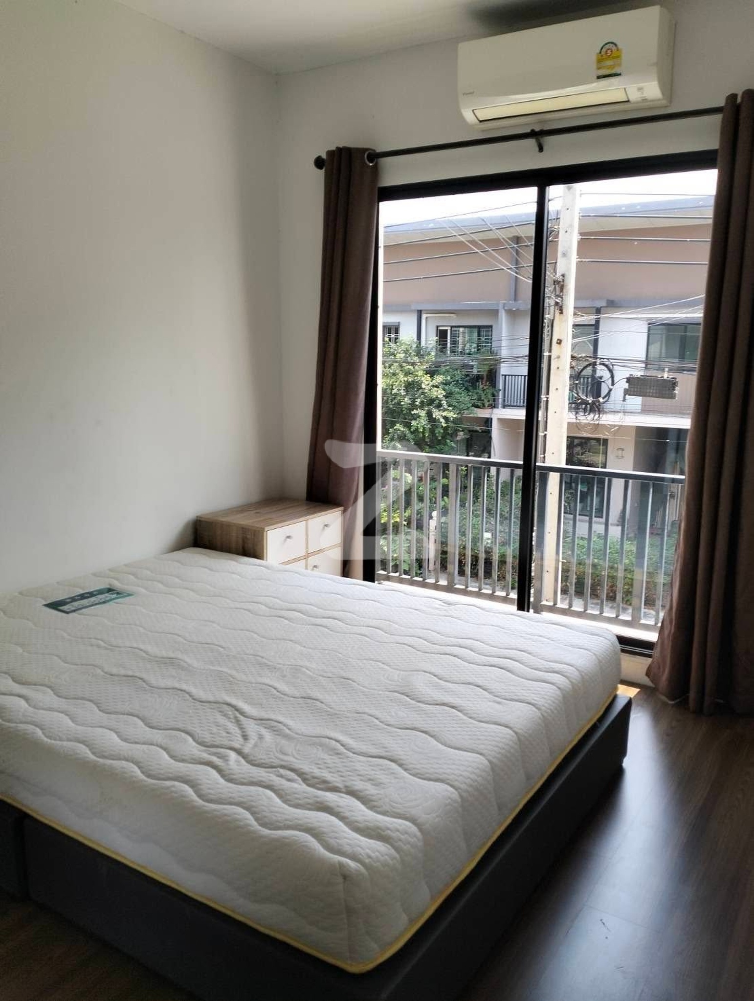 บ้านทาวน์โฮมหมู่บ้านเมททาวน์บางนา โครงการแสนสิริ (เจ้าของปล่อยเช่าเองค่ะ)           : เจ้าของให้เช่าเอง (งดรับนายหน้า)