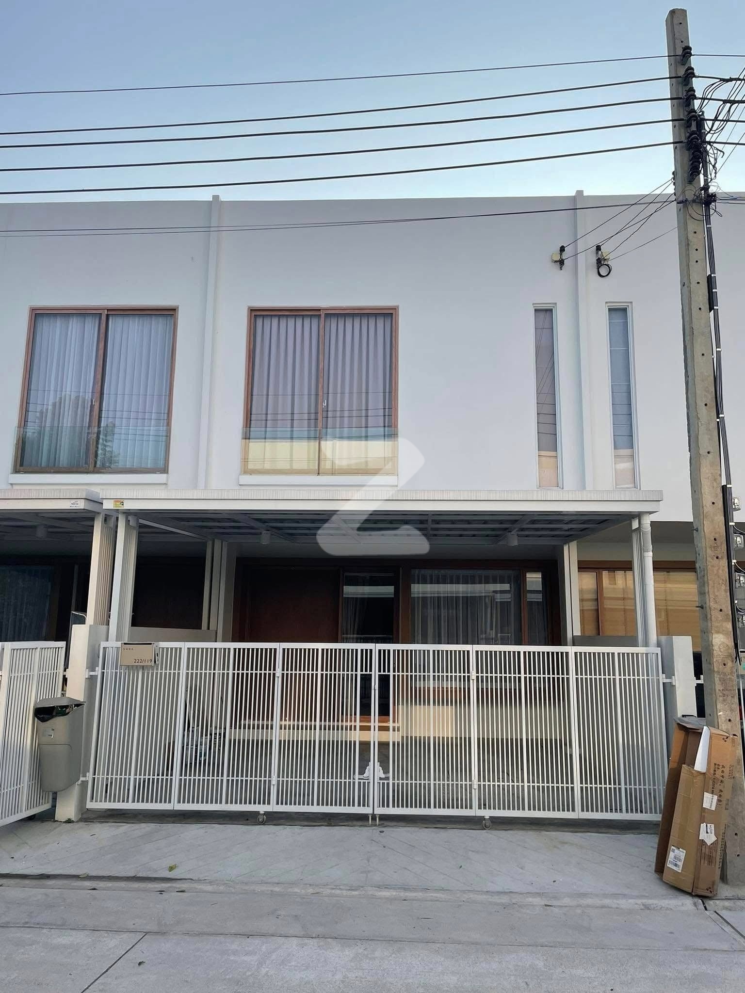 *** เจ้าของปล่อยเช่าเอง *** *สามารถนัดเข้าดูบ้านได้ แจ้งล่วงหน้า 2-3 วัน*                            : เจ้าของให้เช่าเอง (งดรับนายหน้า)